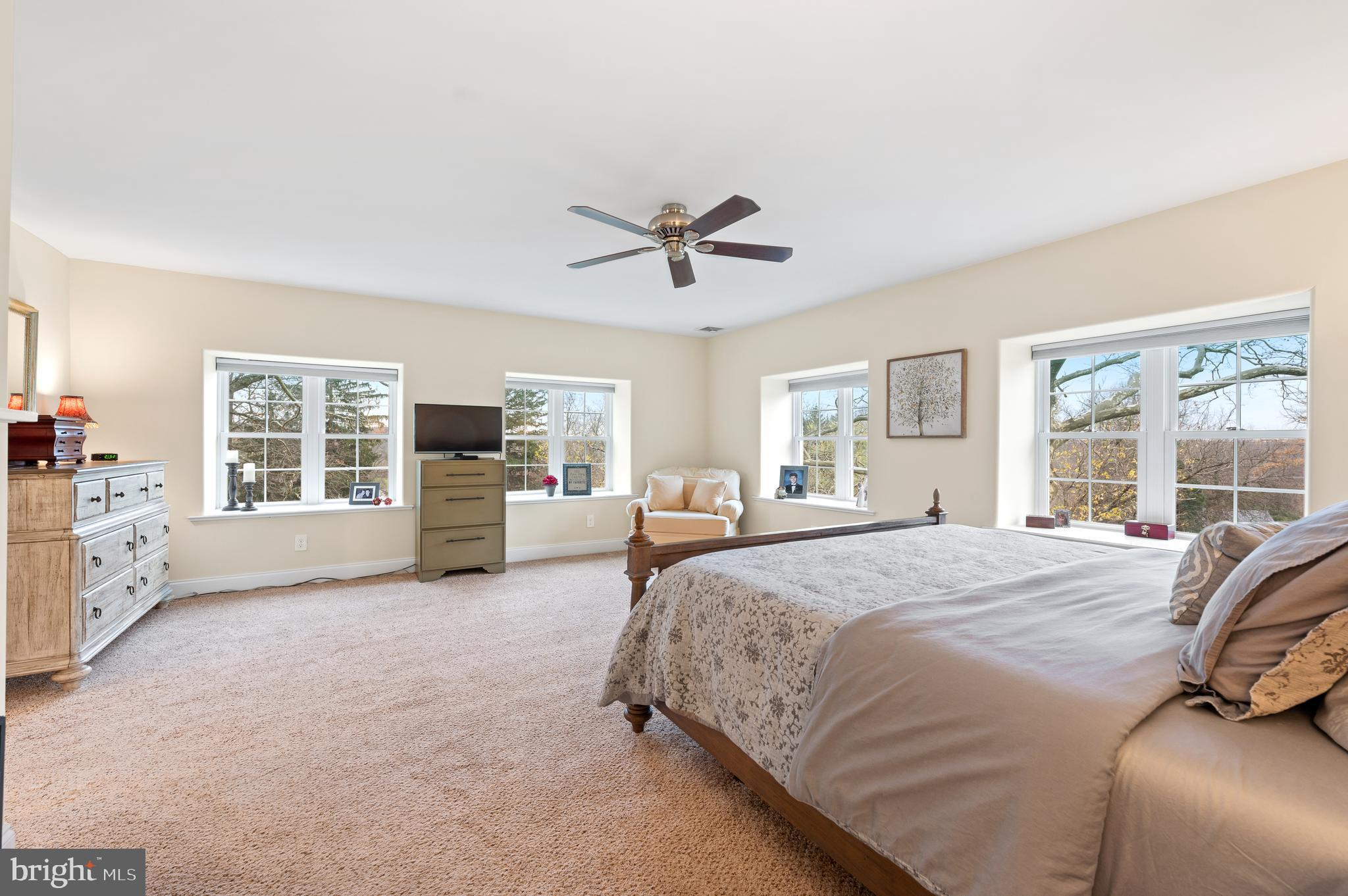 BENJAMIN HILL - Residential