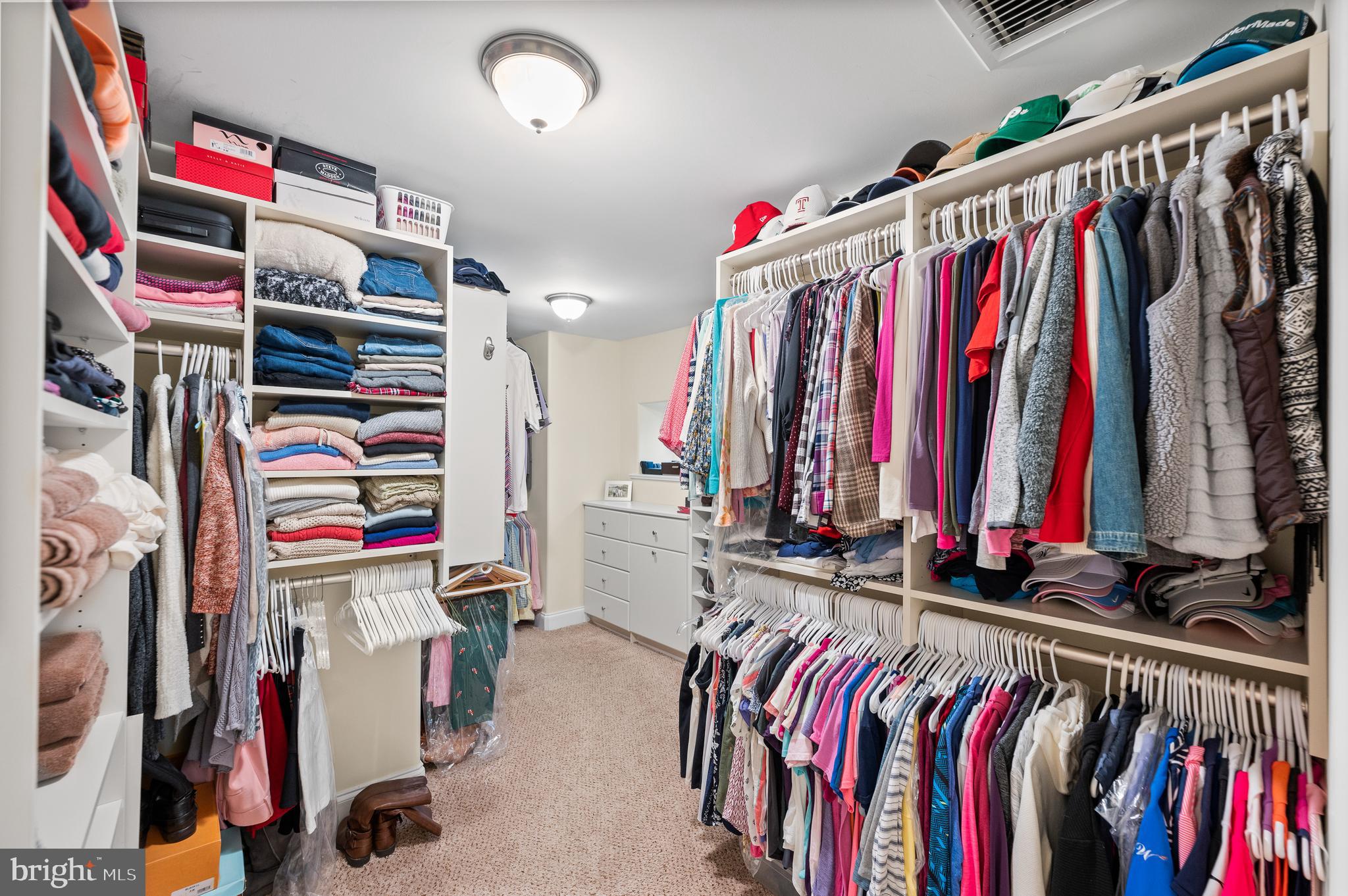 BENJAMIN HILL - Residential