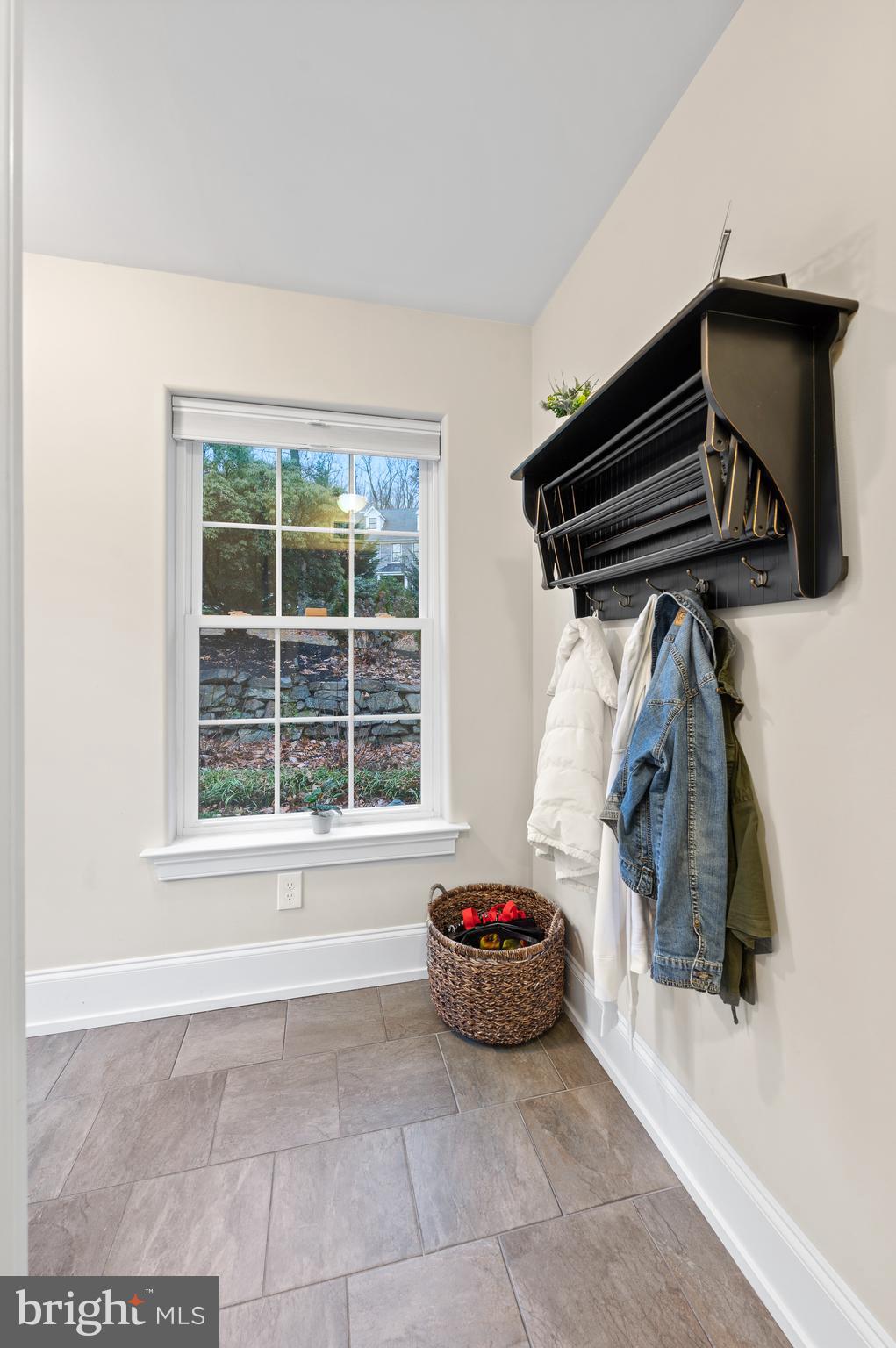 BENJAMIN HILL - Residential