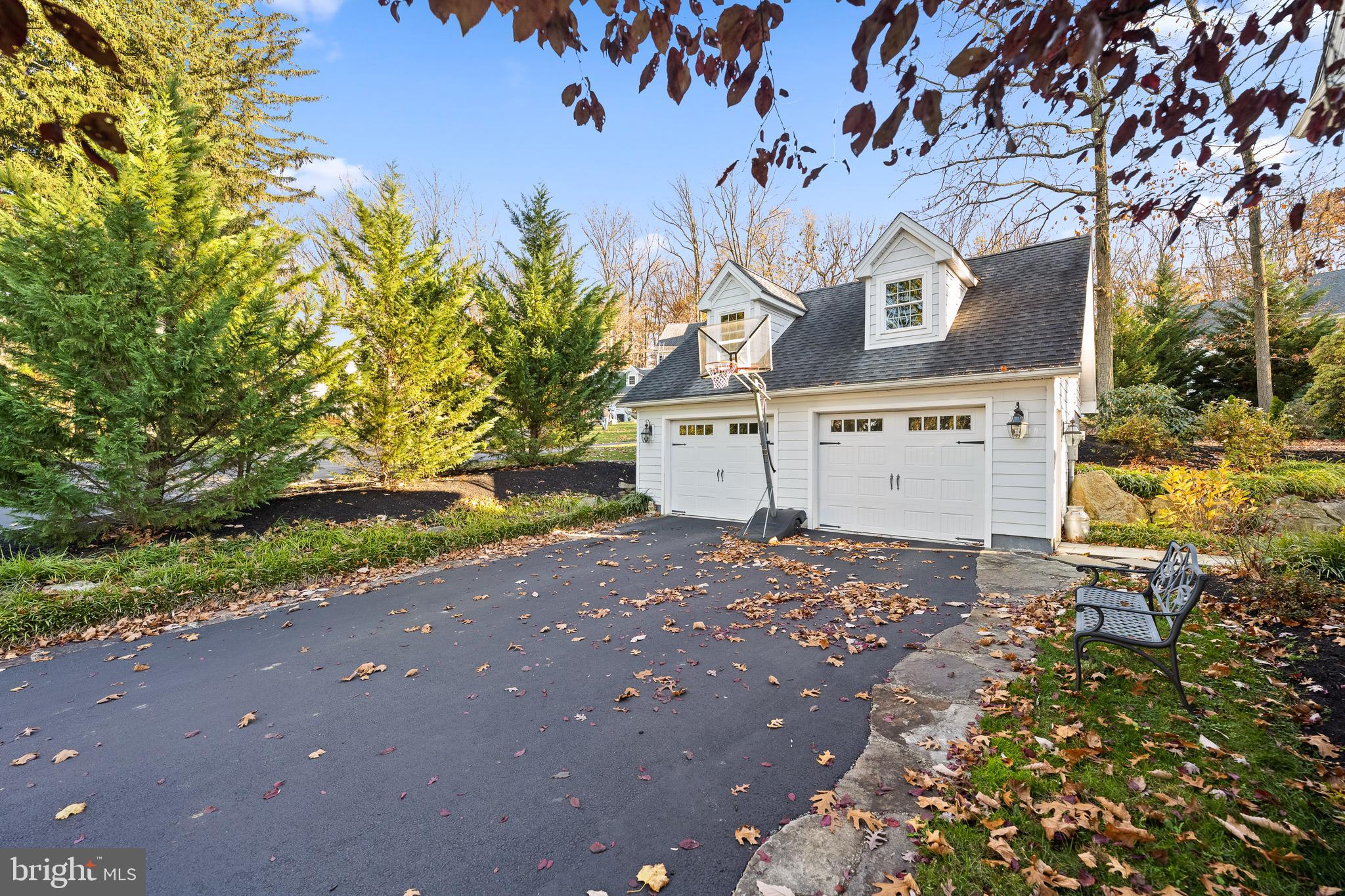 BENJAMIN HILL - Residential