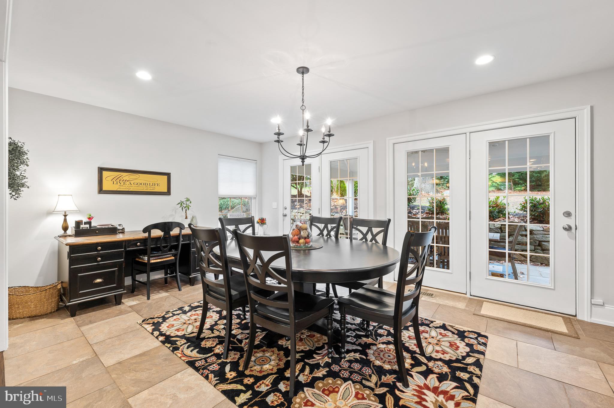 BENJAMIN HILL - Residential