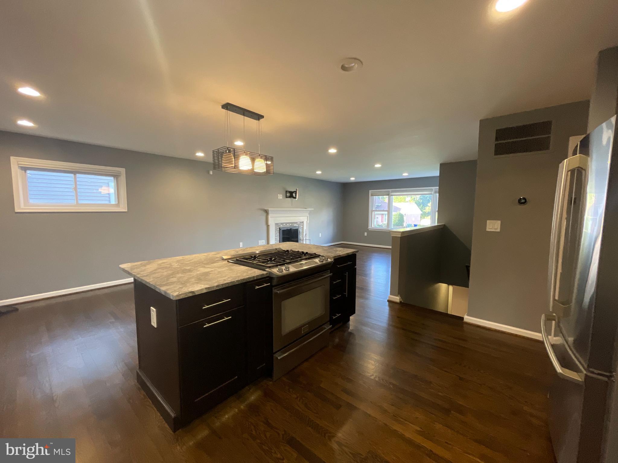 COLLEGE PARK WOODS - Residential Lease