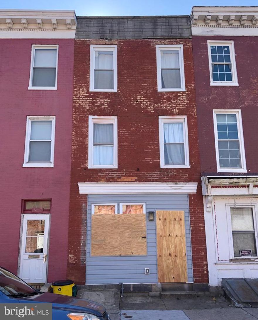 ABSOLUTE REAL ESTATE AUCTION ON SITE TUESDAY, NOVEMBER 12, 2019 AT 12:00 NOON TO THE HIGHEST BIDDER OVER $10,000. List price is opening bid only. $2,500 cashier's check deposit required to bid. Please contact listing broker's office for full terms, bidder pre-registration form and property details.