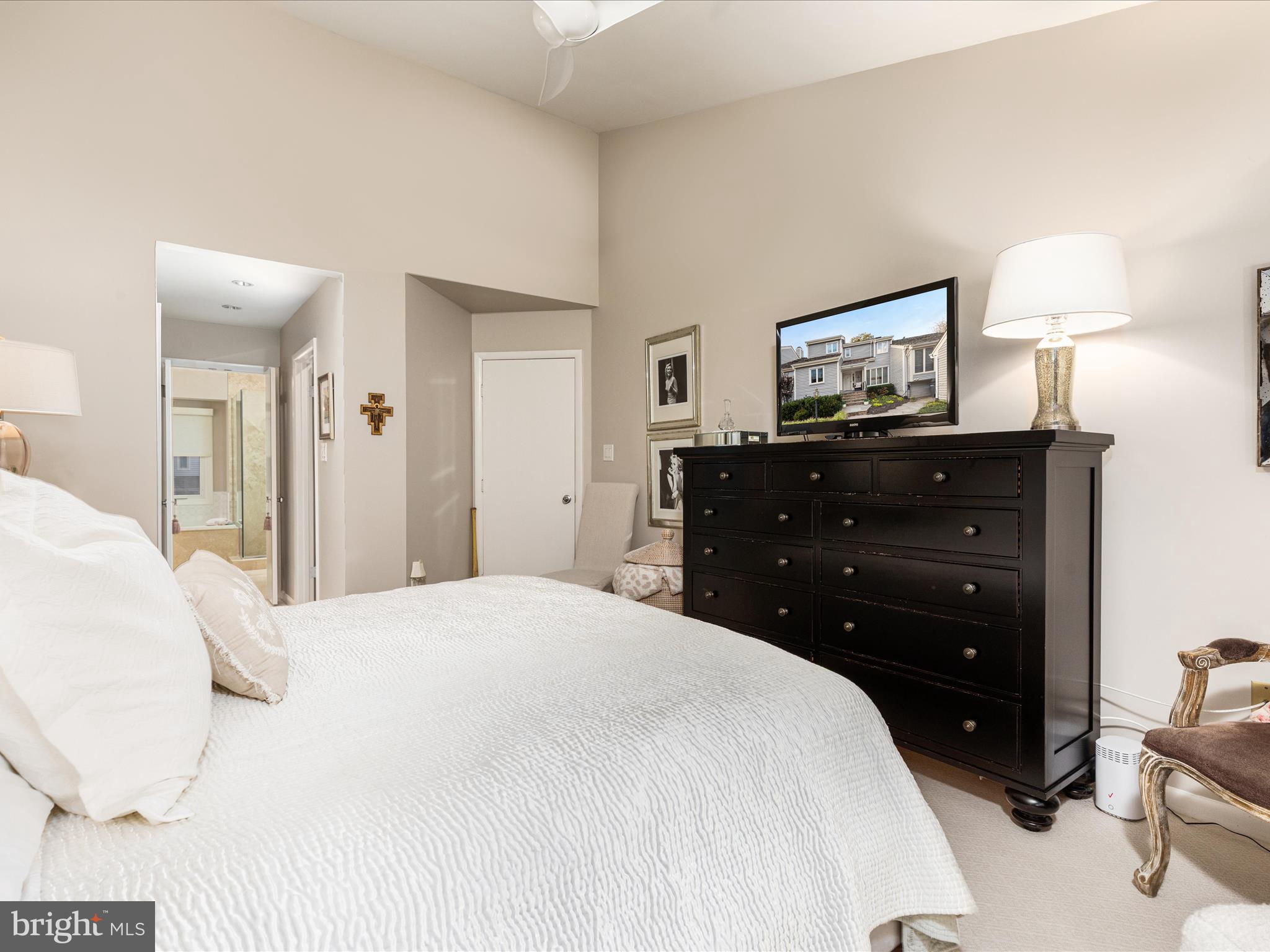 WEDGEWOOD - Residential