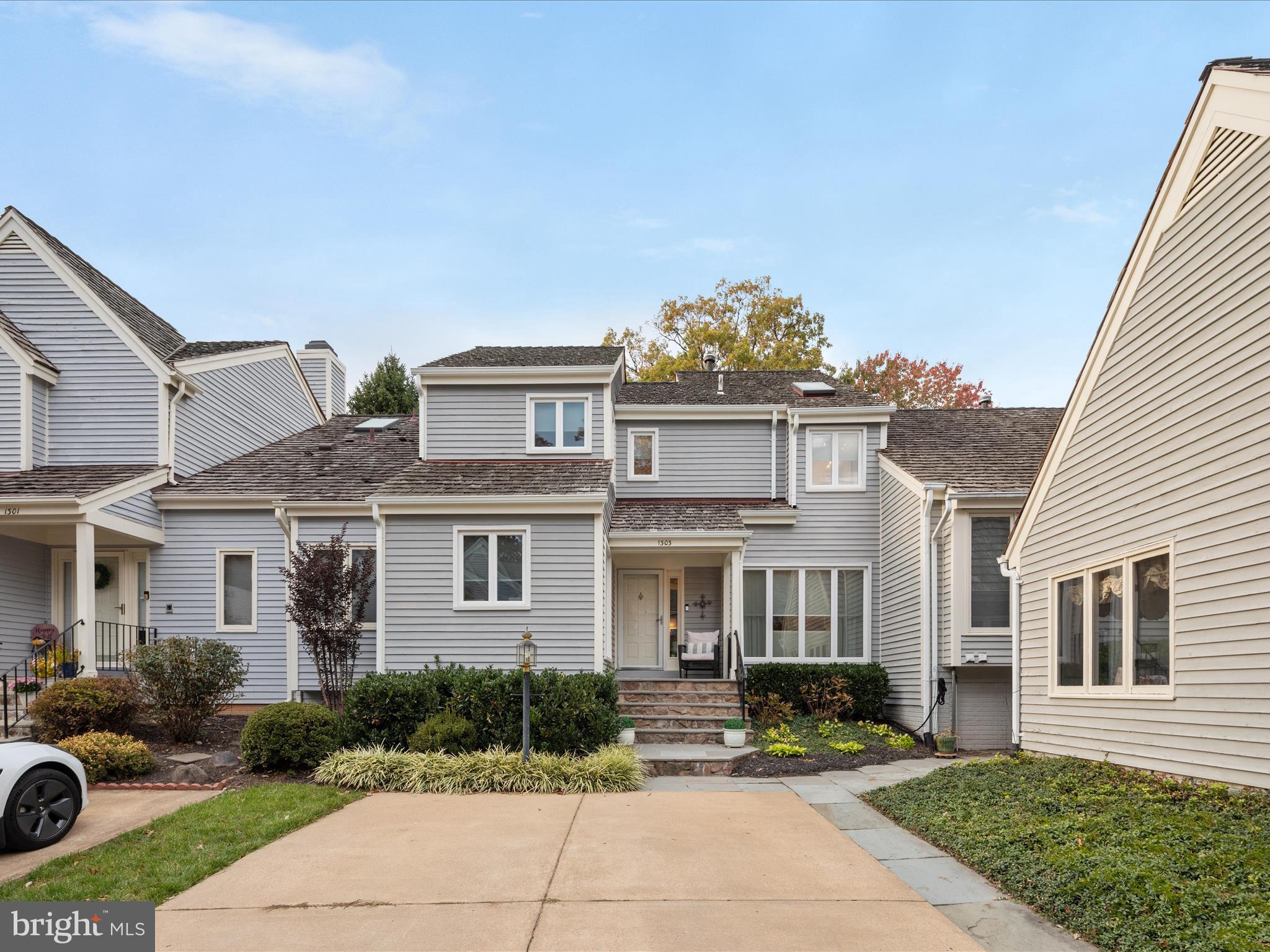 WEDGEWOOD - Residential