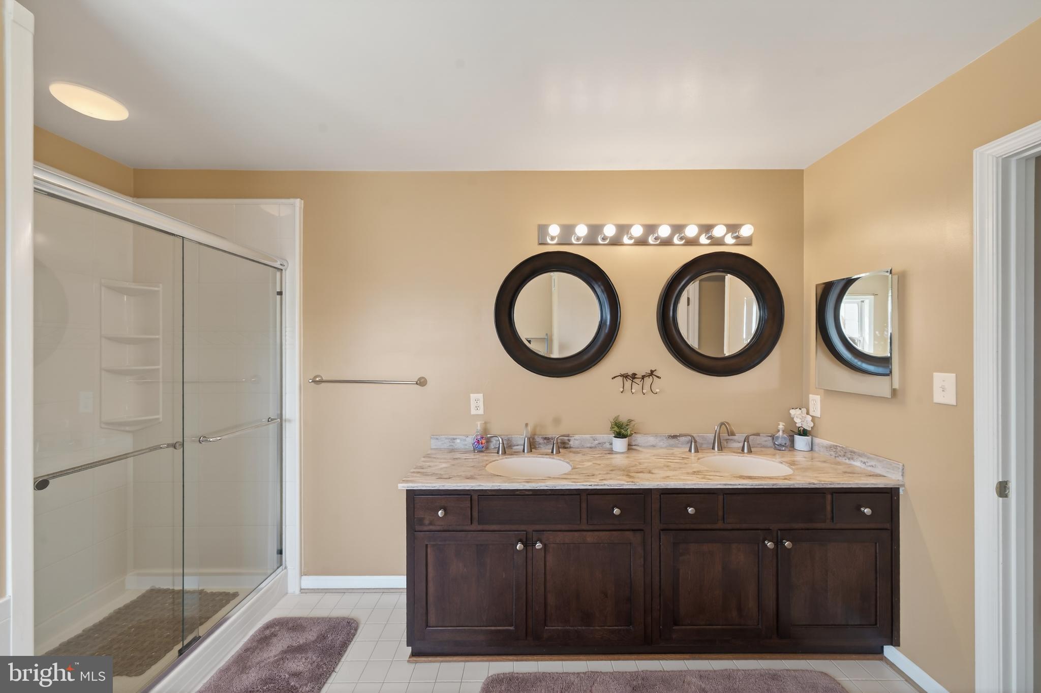 STONEBRIDGE - Residential