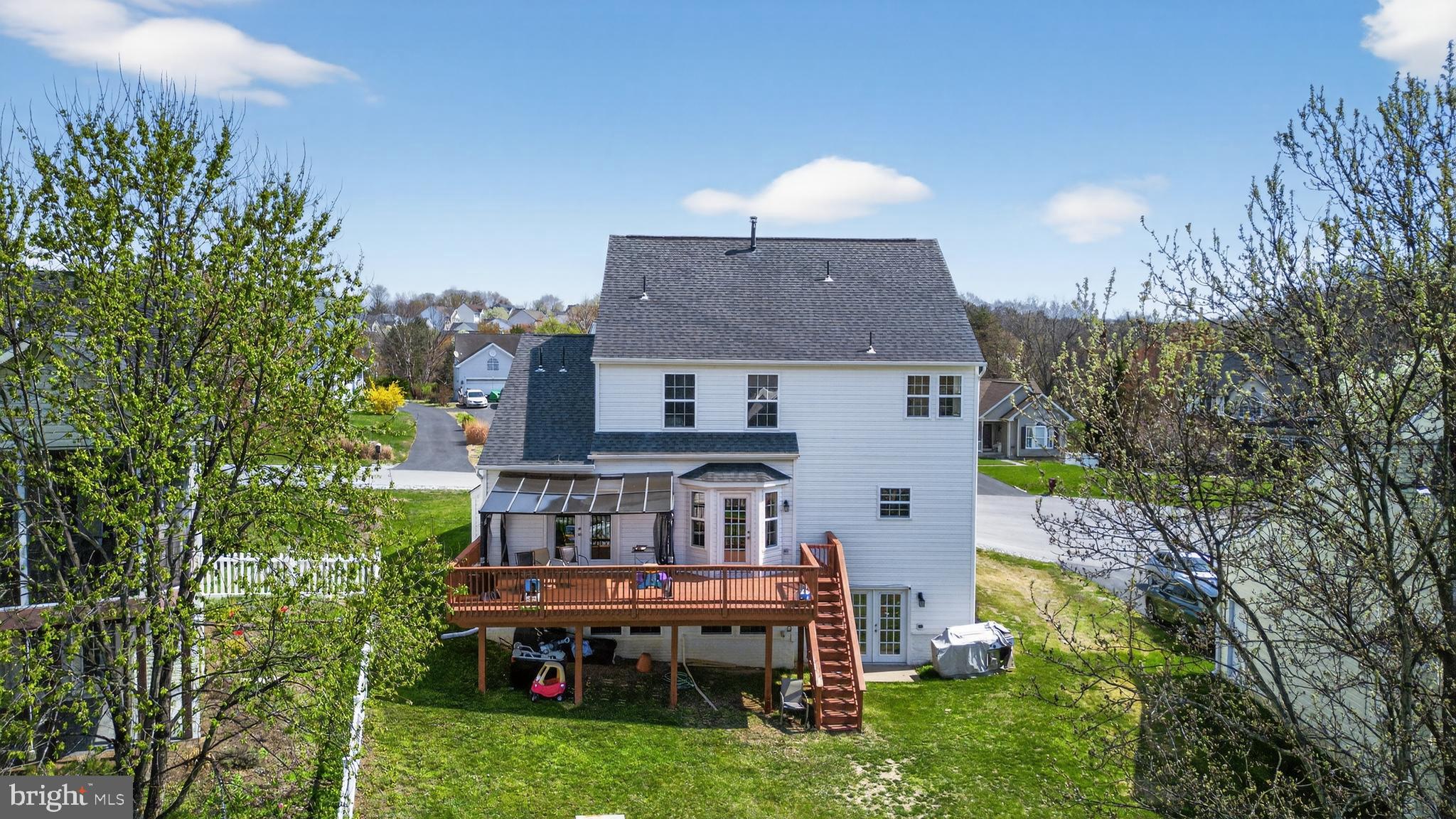 STONEBRIDGE - Residential