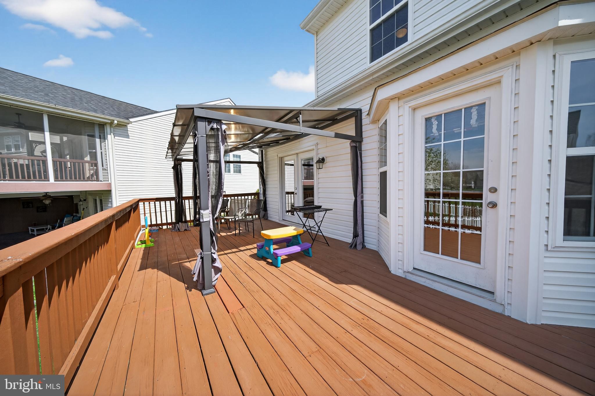 STONEBRIDGE - Residential