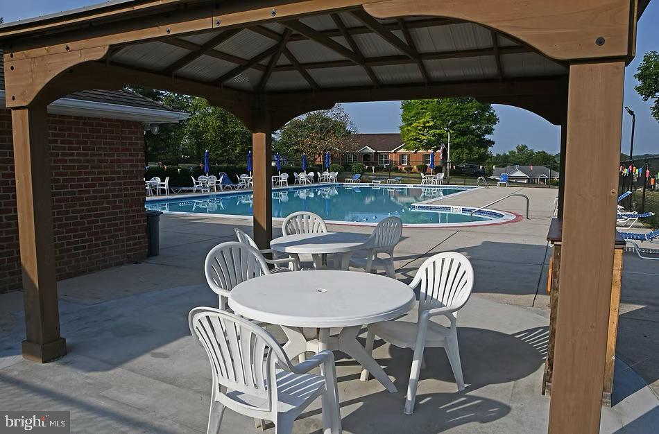 STONEBRIDGE - Residential