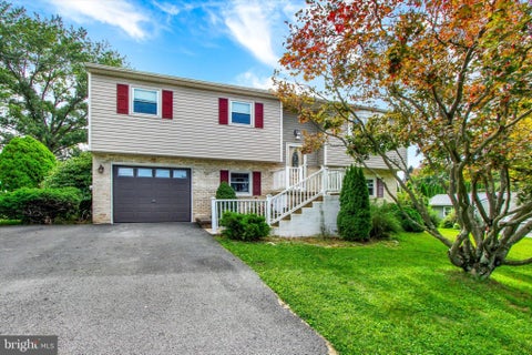 Photo for 1127 CANADOCHLY RD
