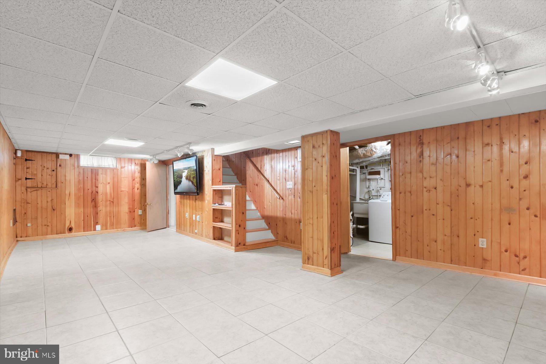 HOMEWOOD - Residential