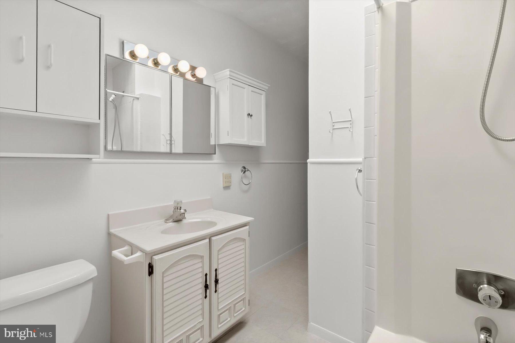 HOMEWOOD - Residential