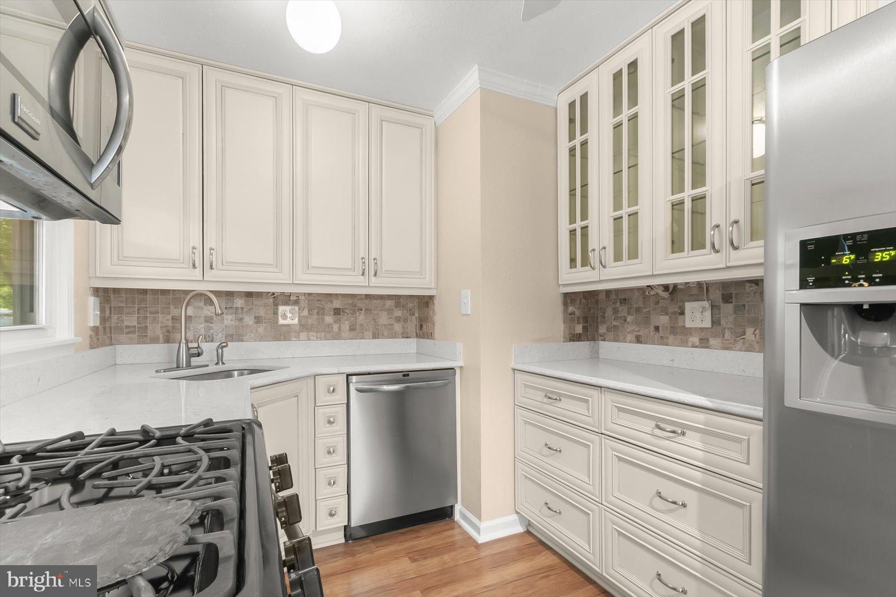 HOMEWOOD - Residential