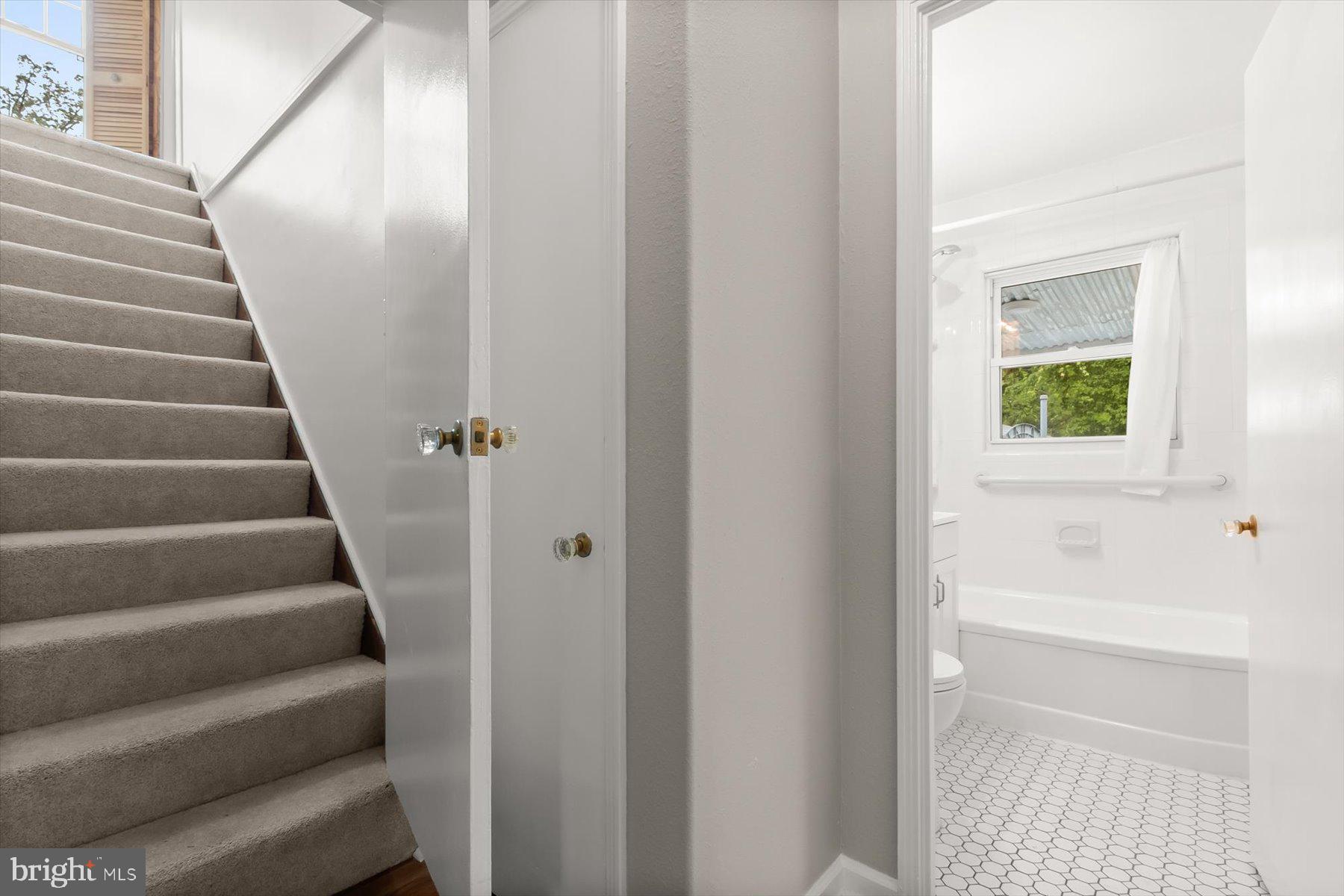 HOMEWOOD - Residential