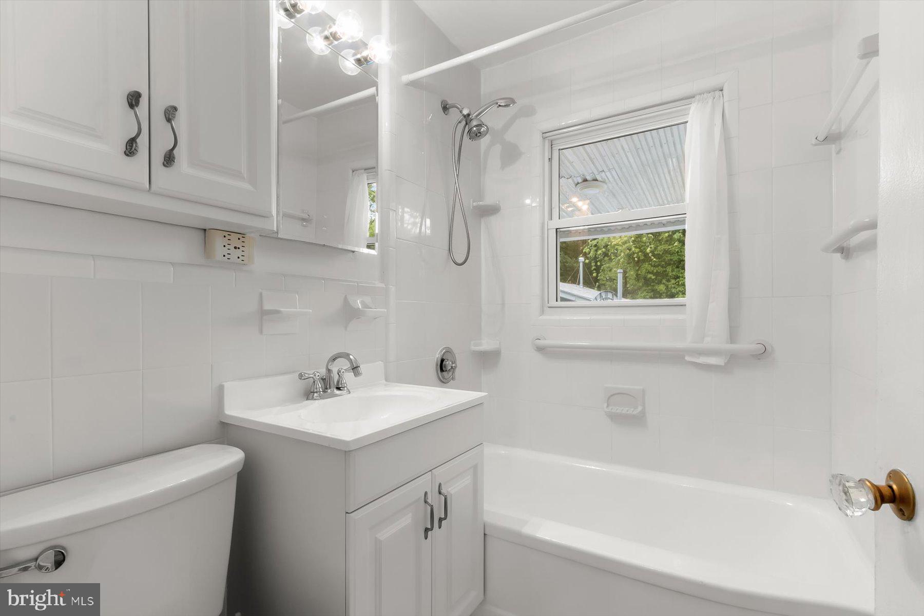 HOMEWOOD - Residential