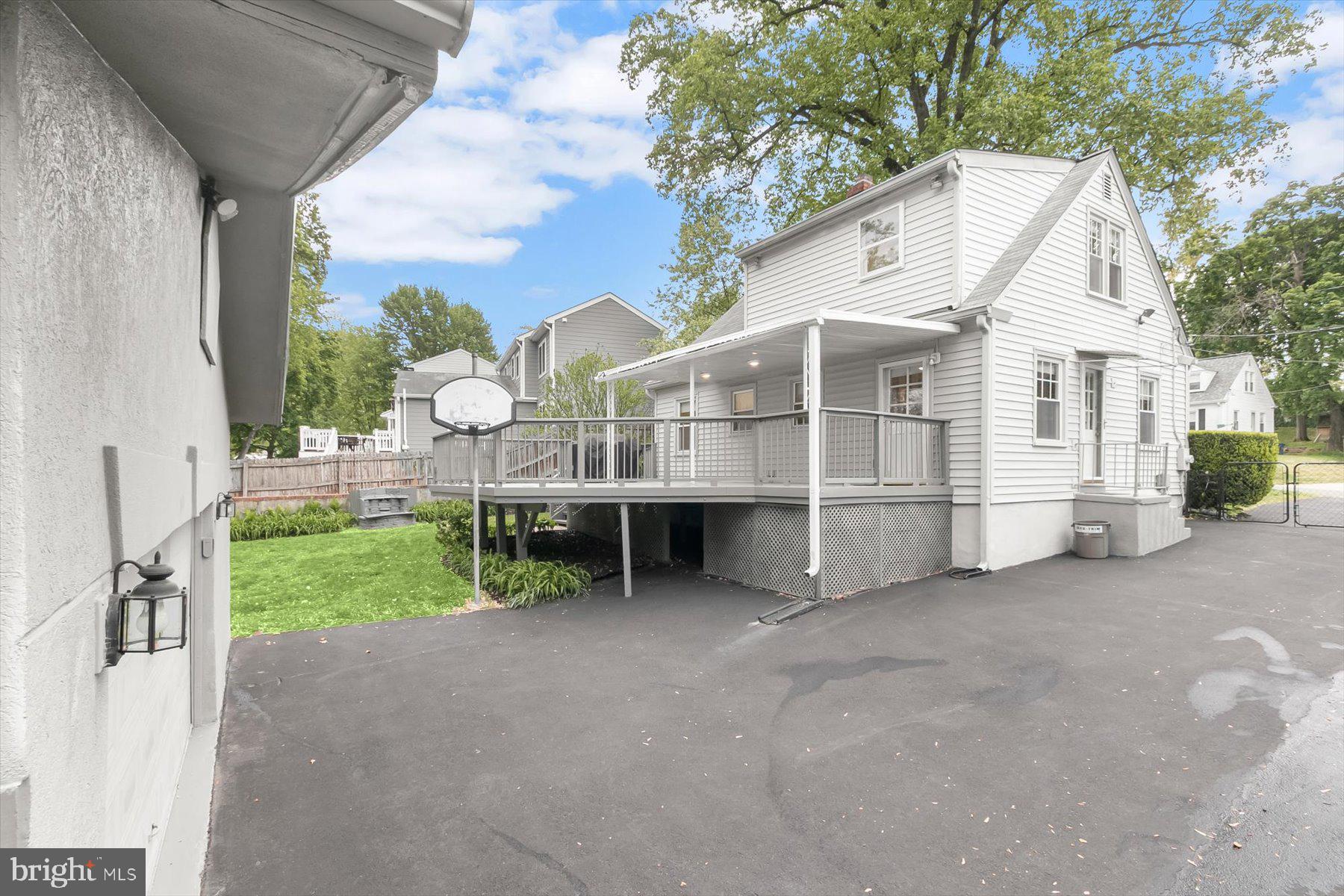 HOMEWOOD - Residential