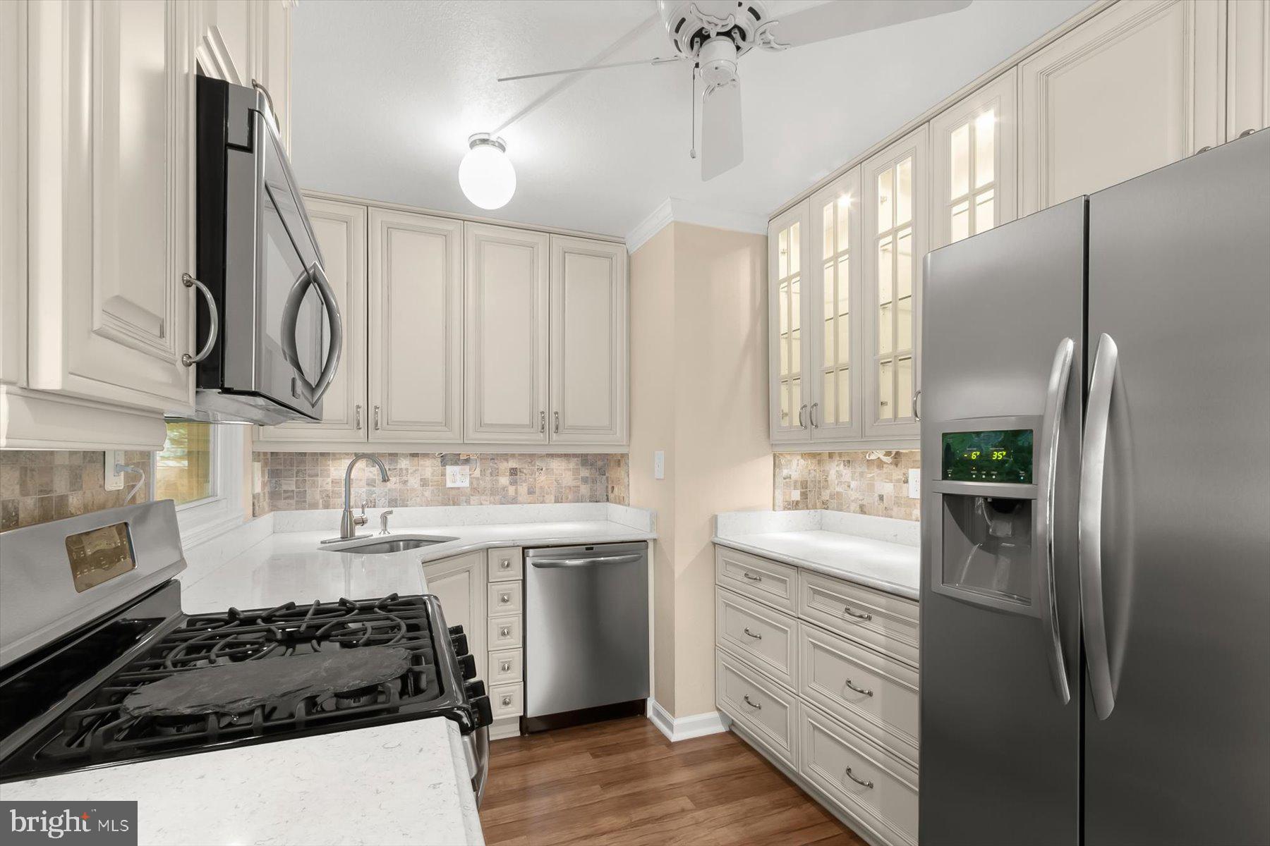 HOMEWOOD - Residential