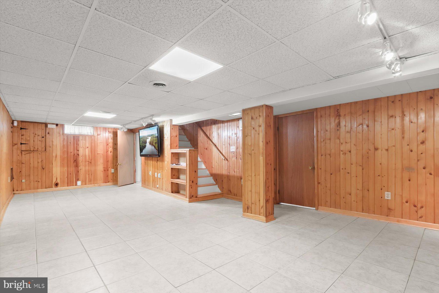 HOMEWOOD - Residential