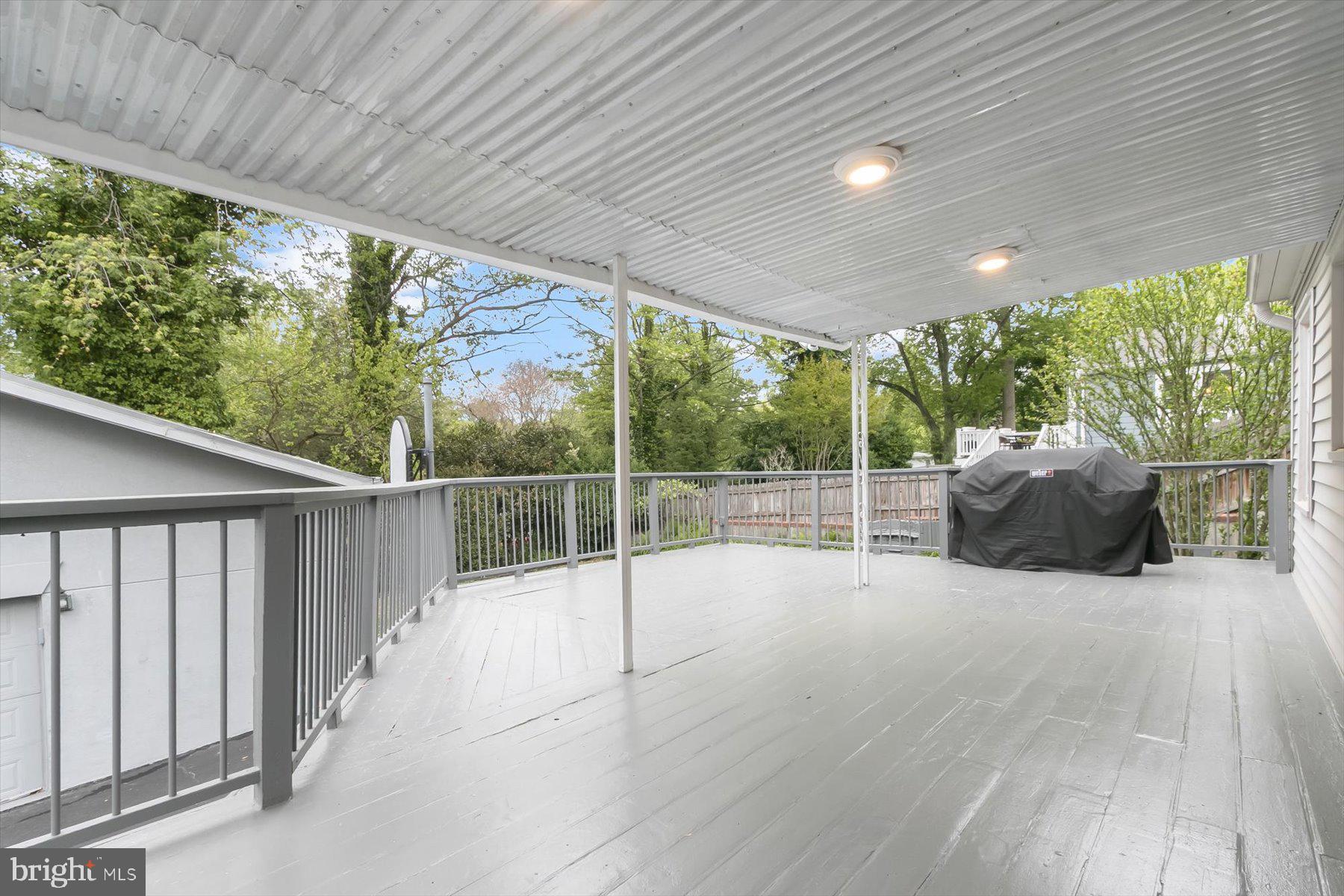 HOMEWOOD - Residential