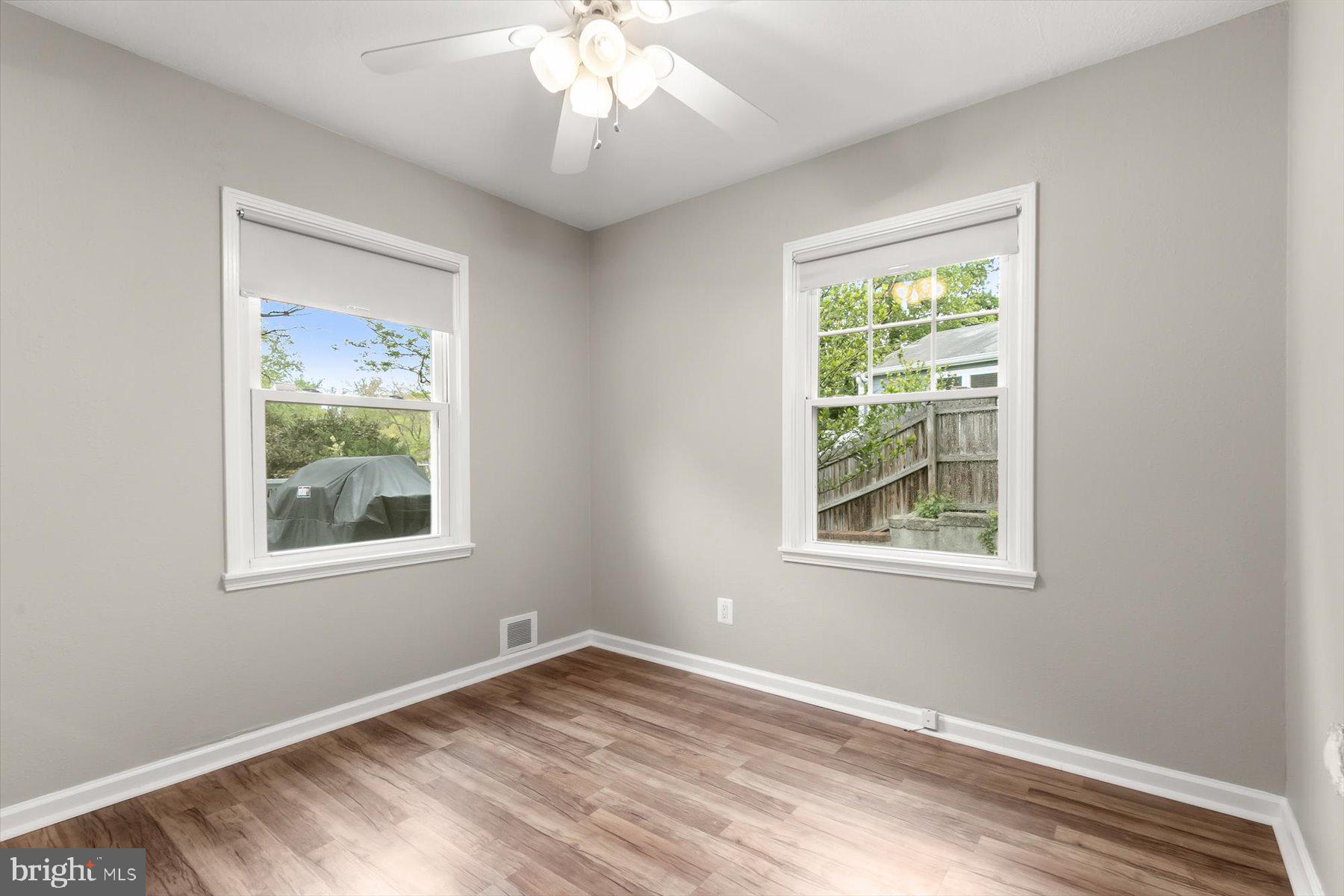 HOMEWOOD - Residential