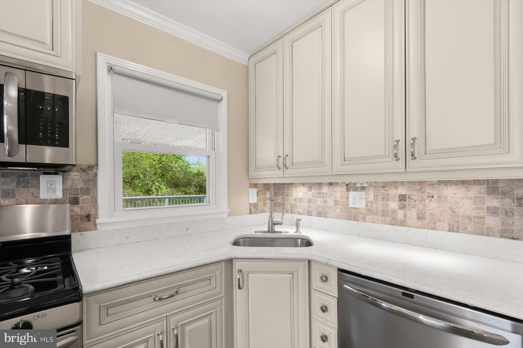 HOMEWOOD - Residential