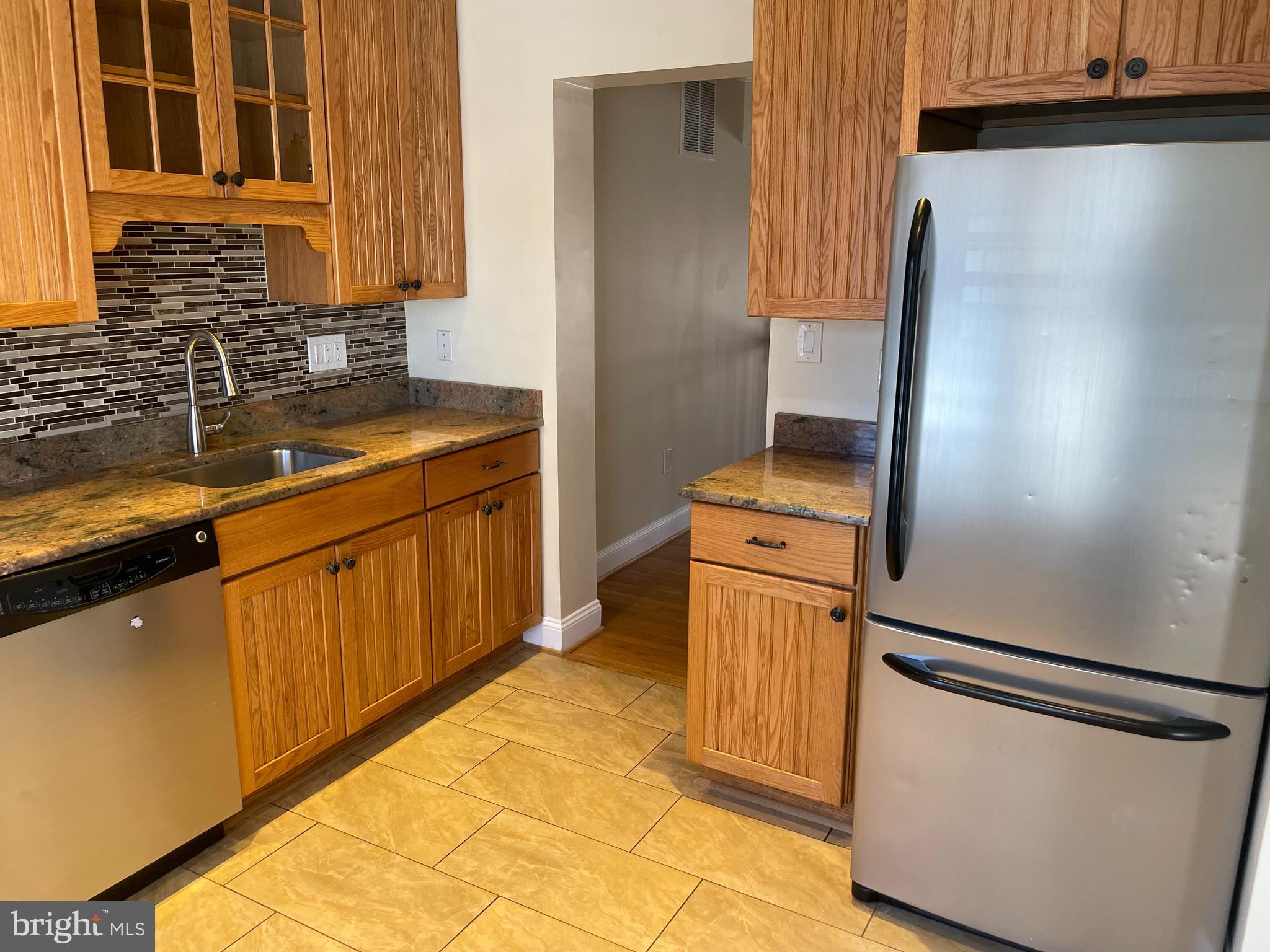 OLD MILL COMMUNITY - Residential Lease