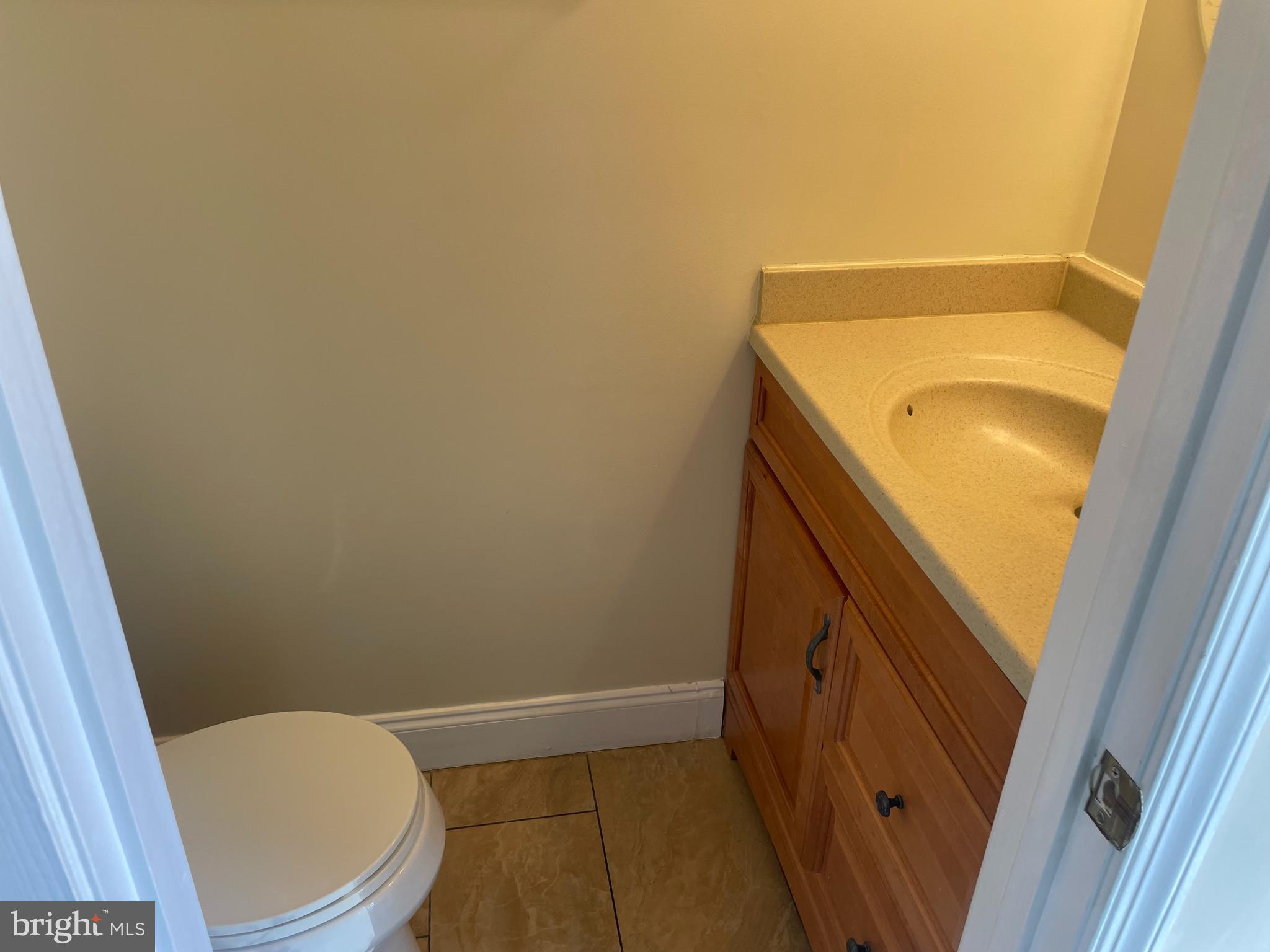 OLD MILL COMMUNITY - Residential Lease