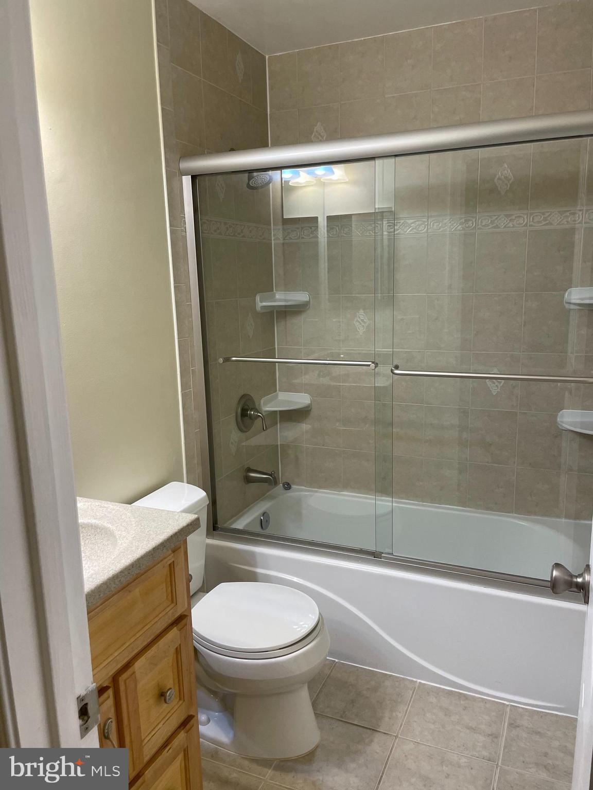 OLD MILL COMMUNITY - Residential Lease