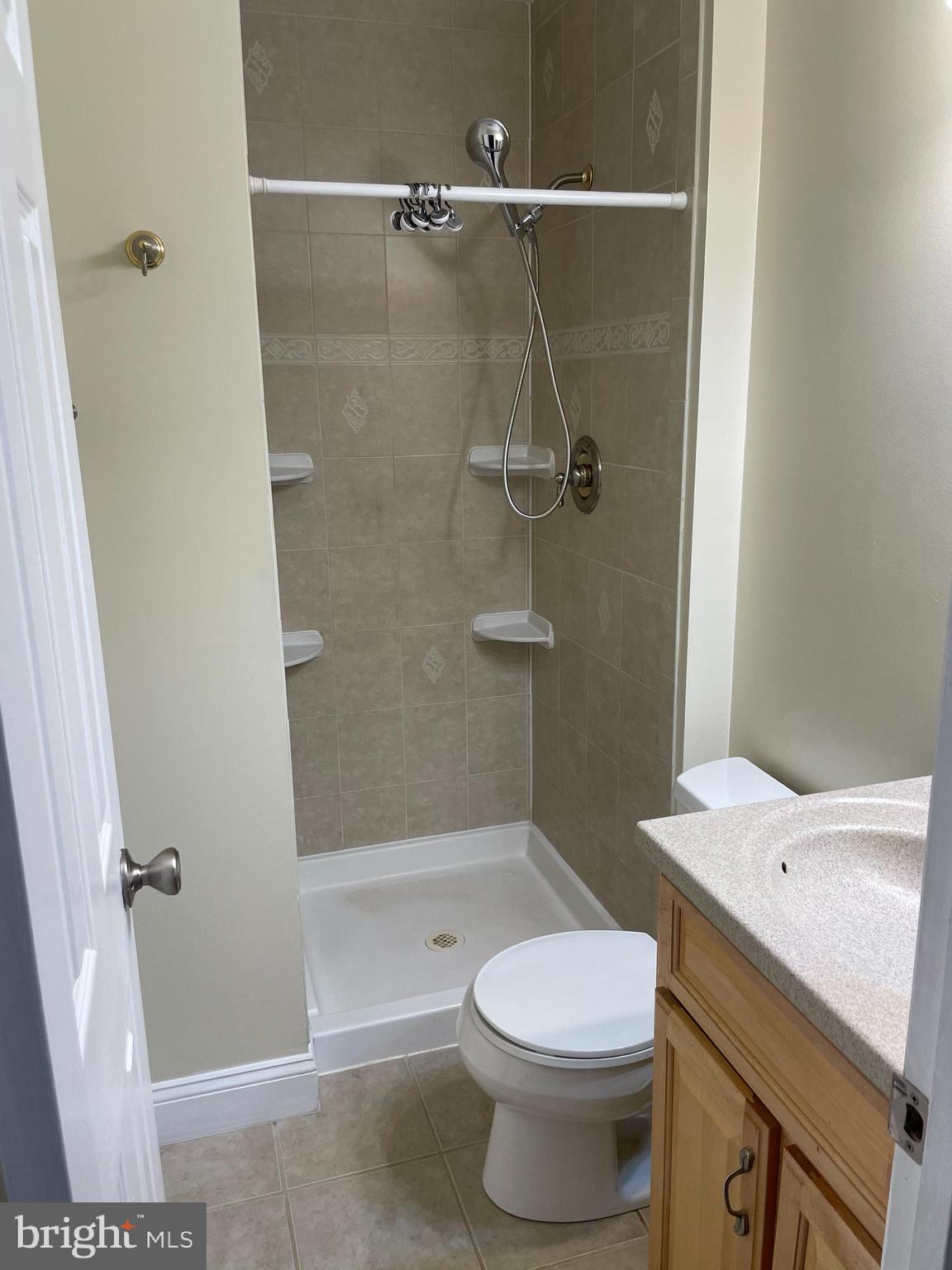 OLD MILL COMMUNITY - Residential Lease