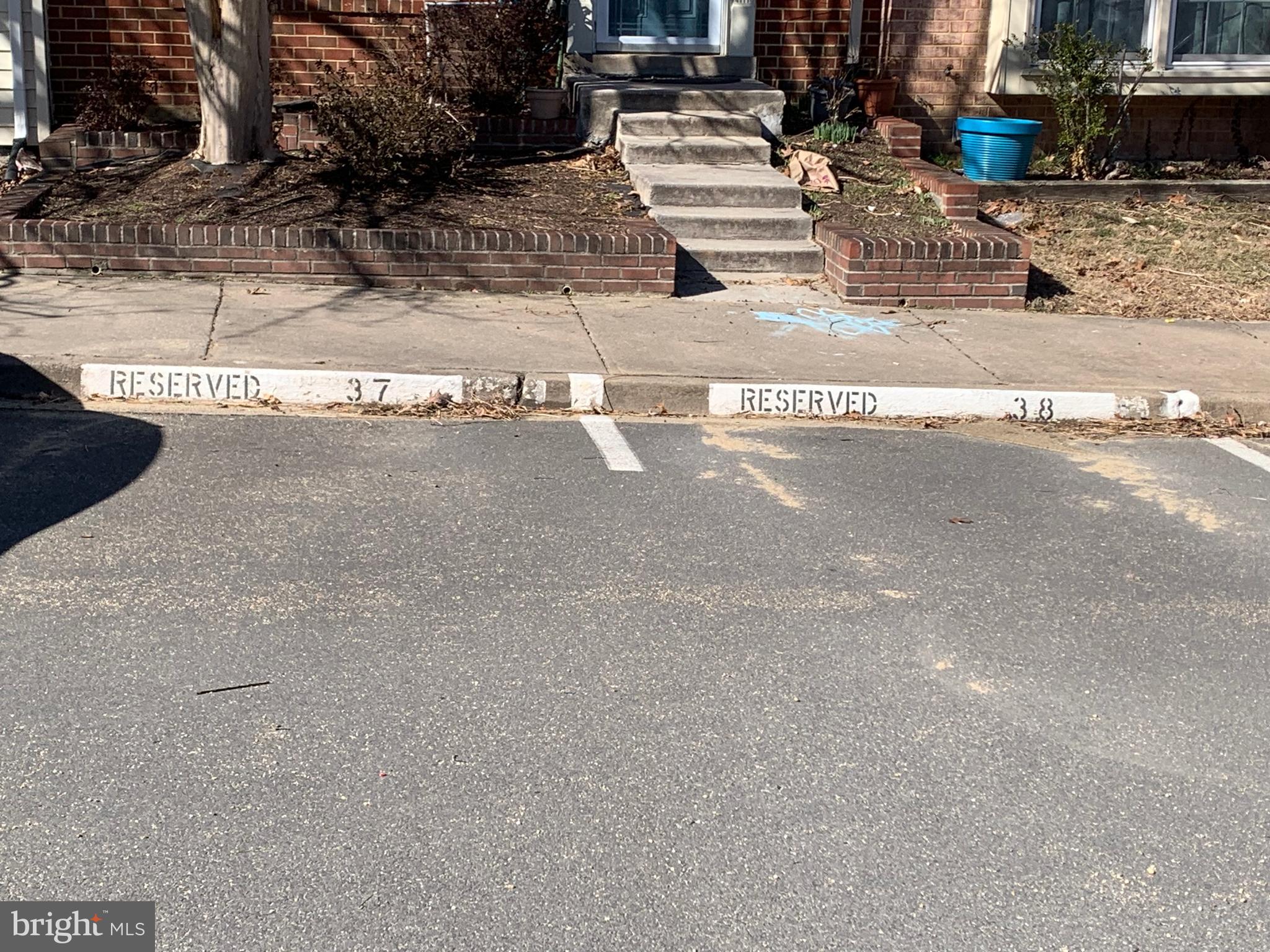 OLD MILL COMMUNITY - Residential Lease