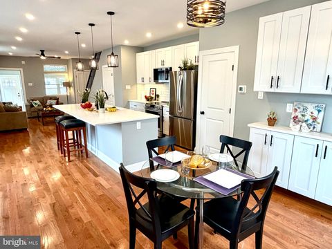 Townhouse For Sale - 4248 Rhawn Street<br/> PHILADELPHIA, PA 19136