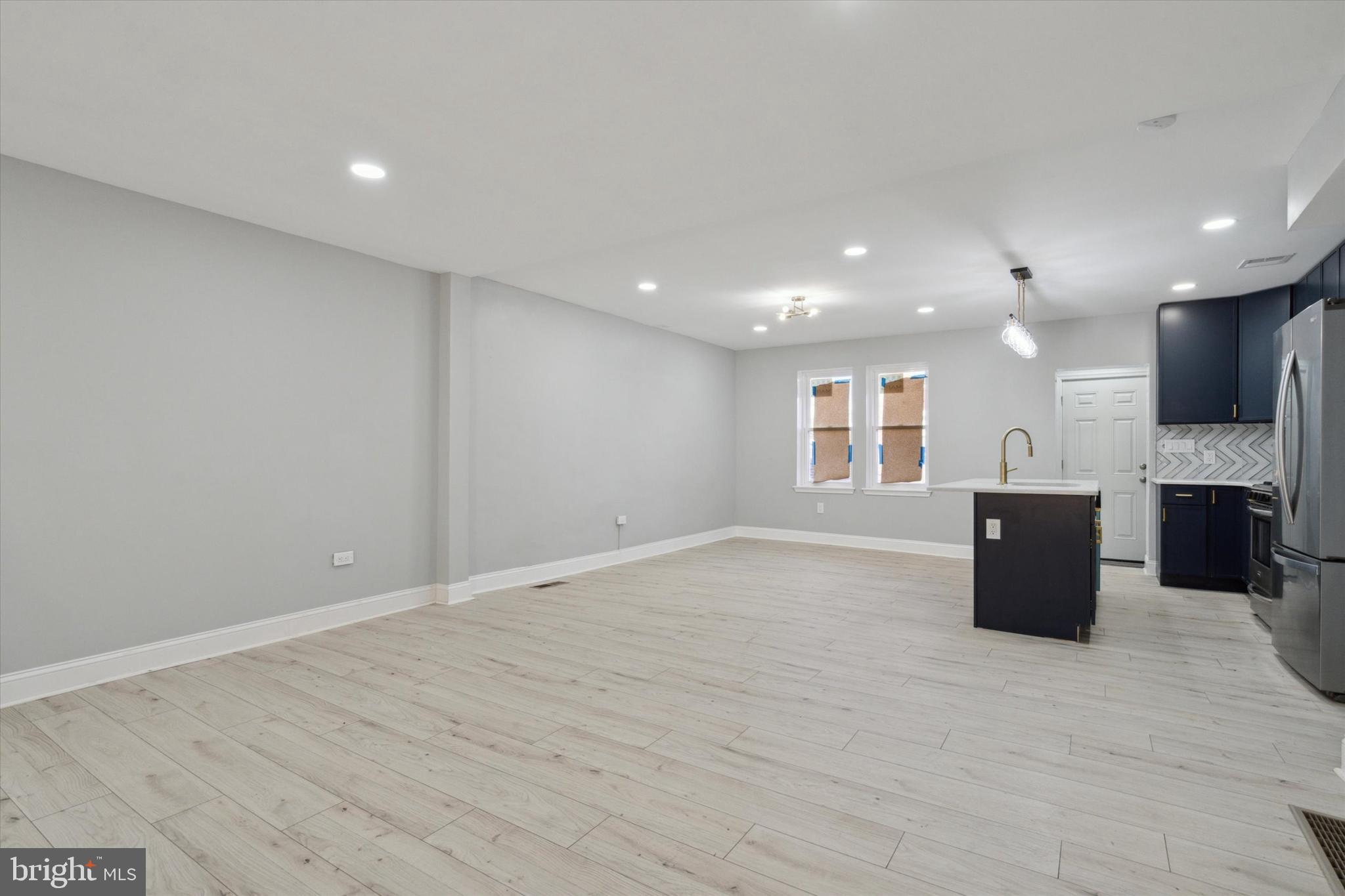 FRANKFORD - Residential