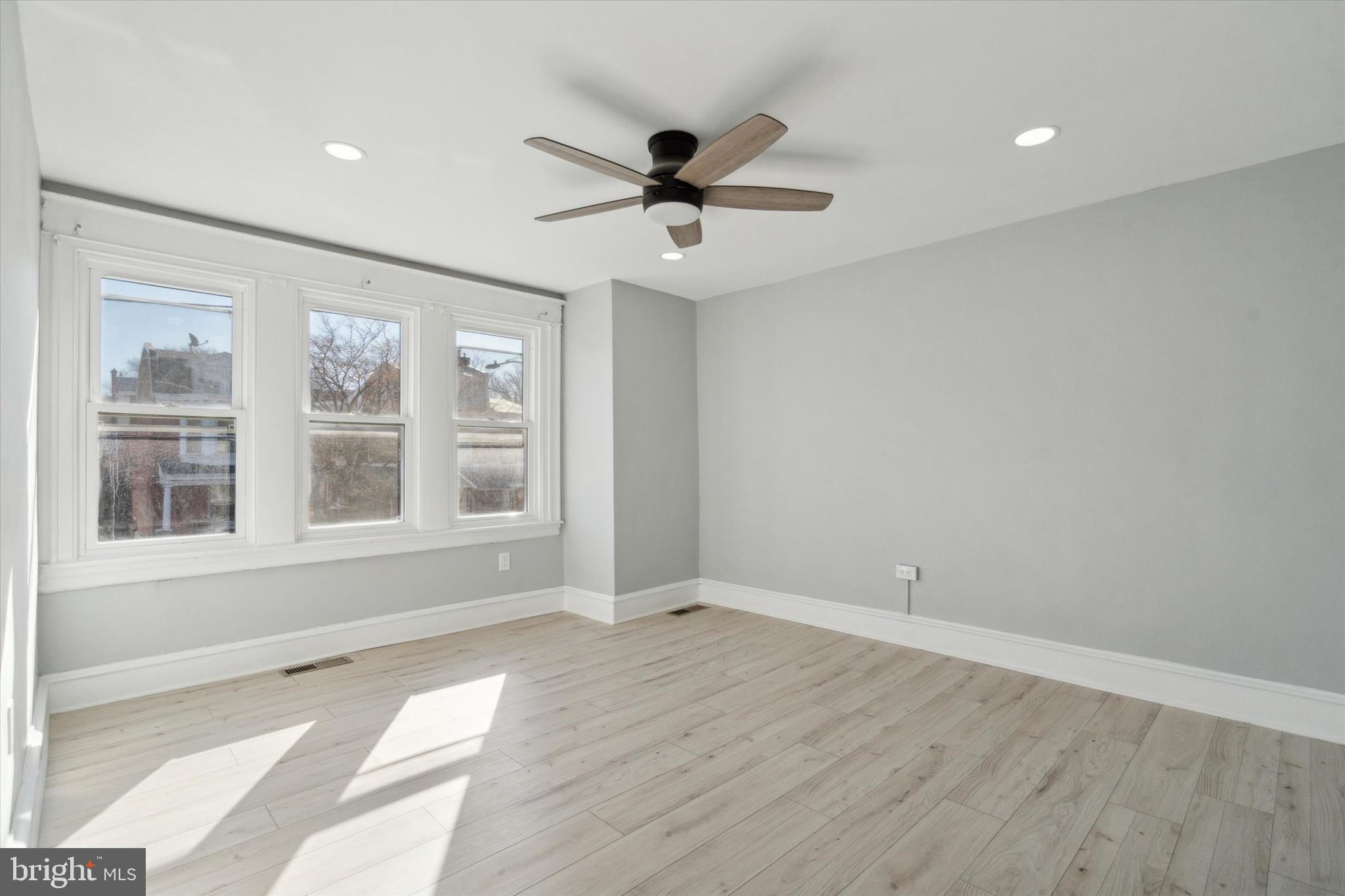 FRANKFORD - Residential