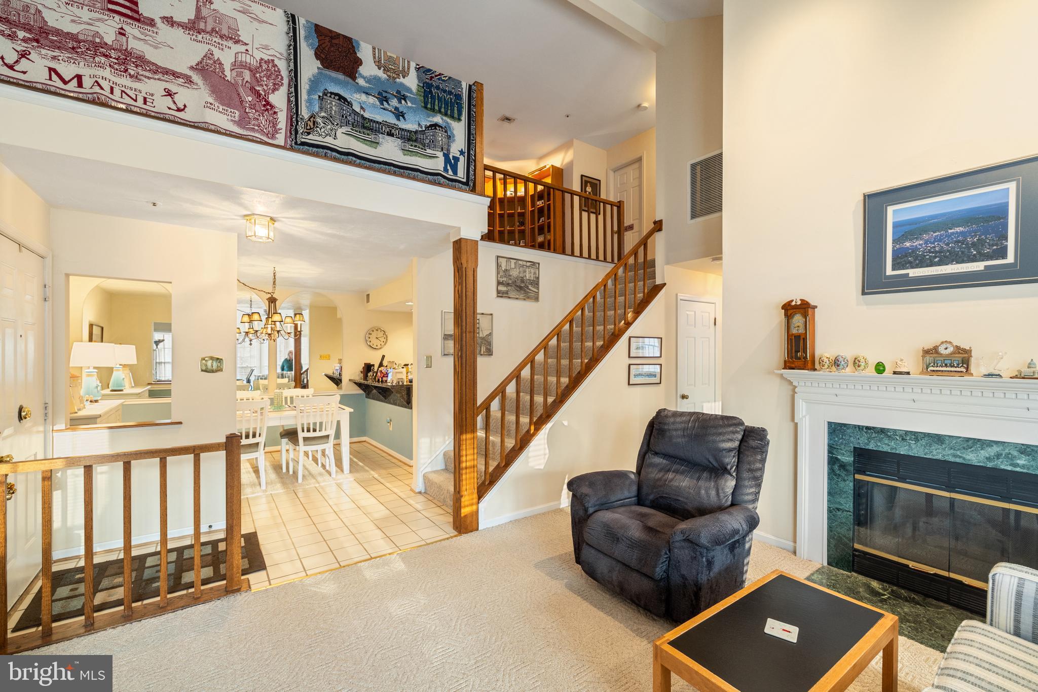 2702 SUMMERVIEW WAY 303