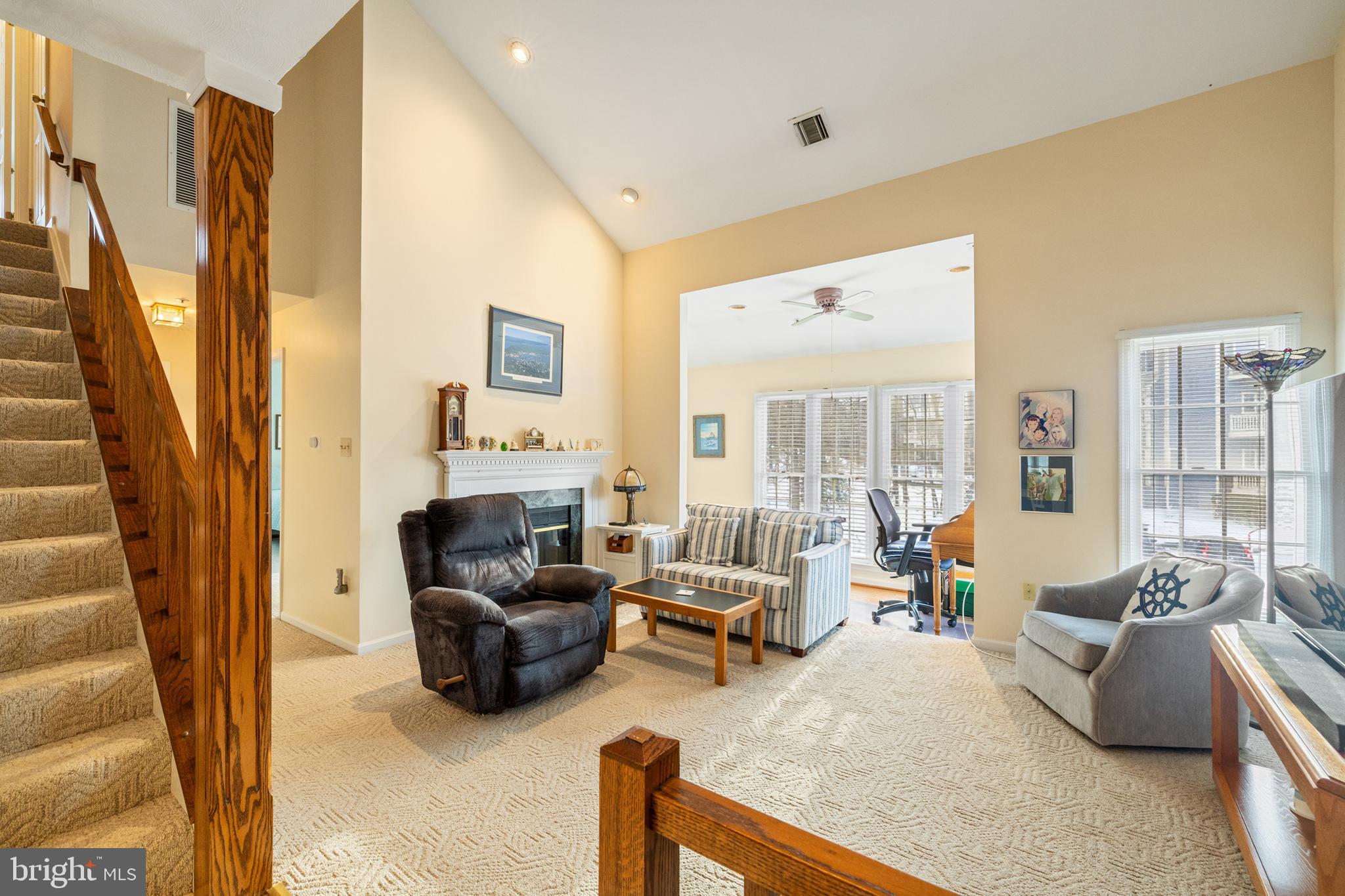 2702 SUMMERVIEW WAY 303