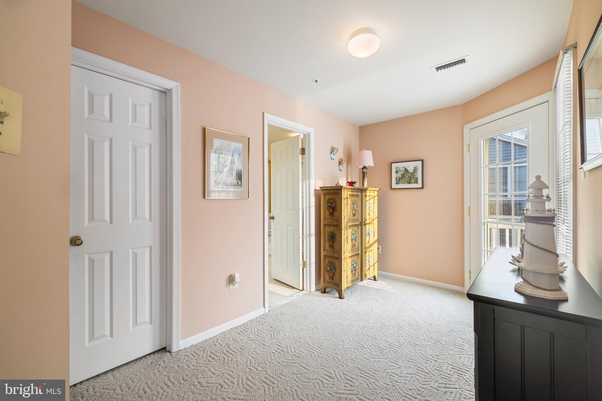 RIVA TRACE - Residential