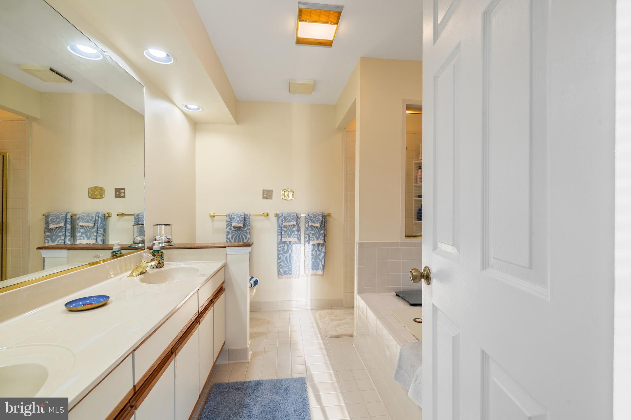 RIVA TRACE - Residential