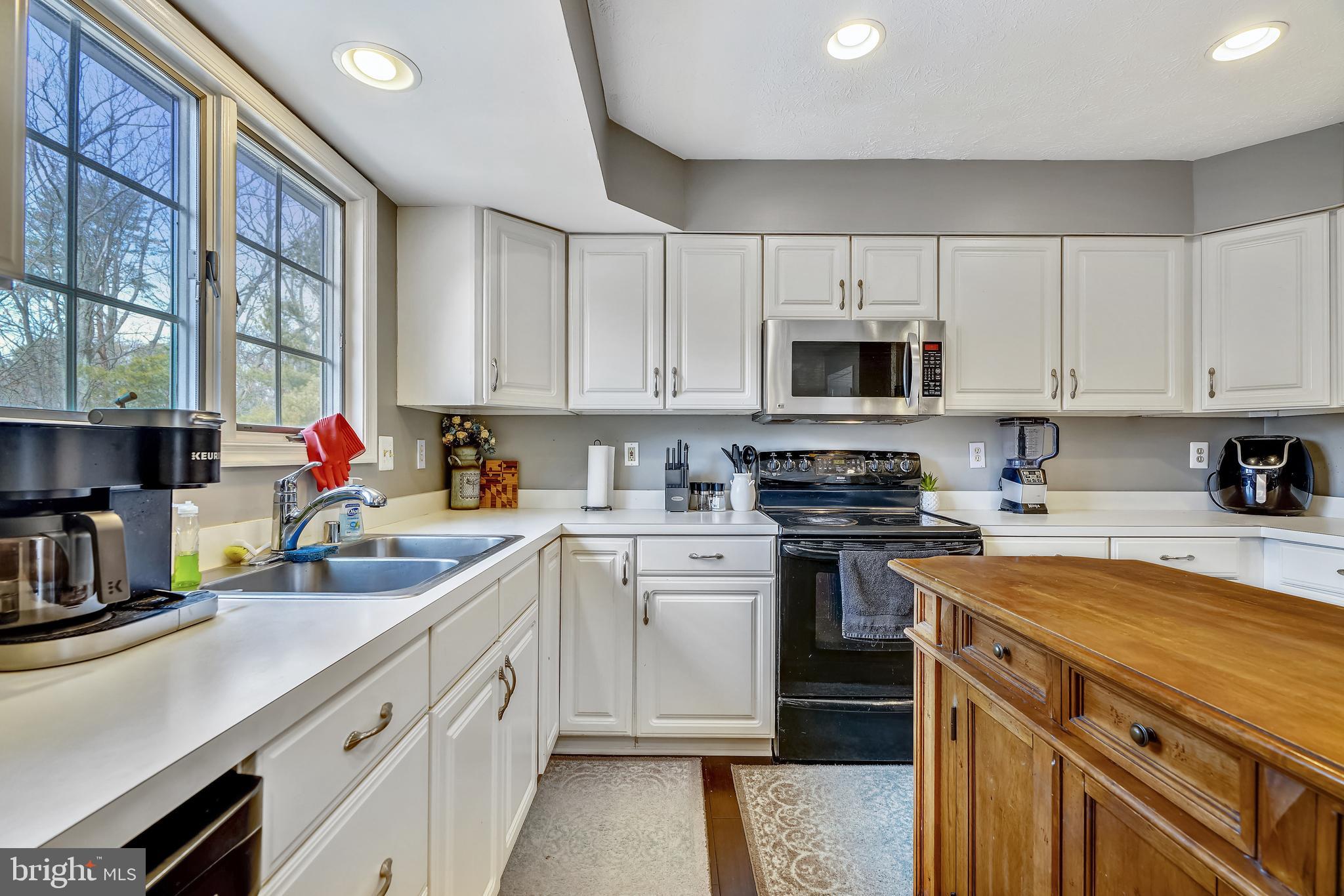 PINEY ORCHARD - Residential