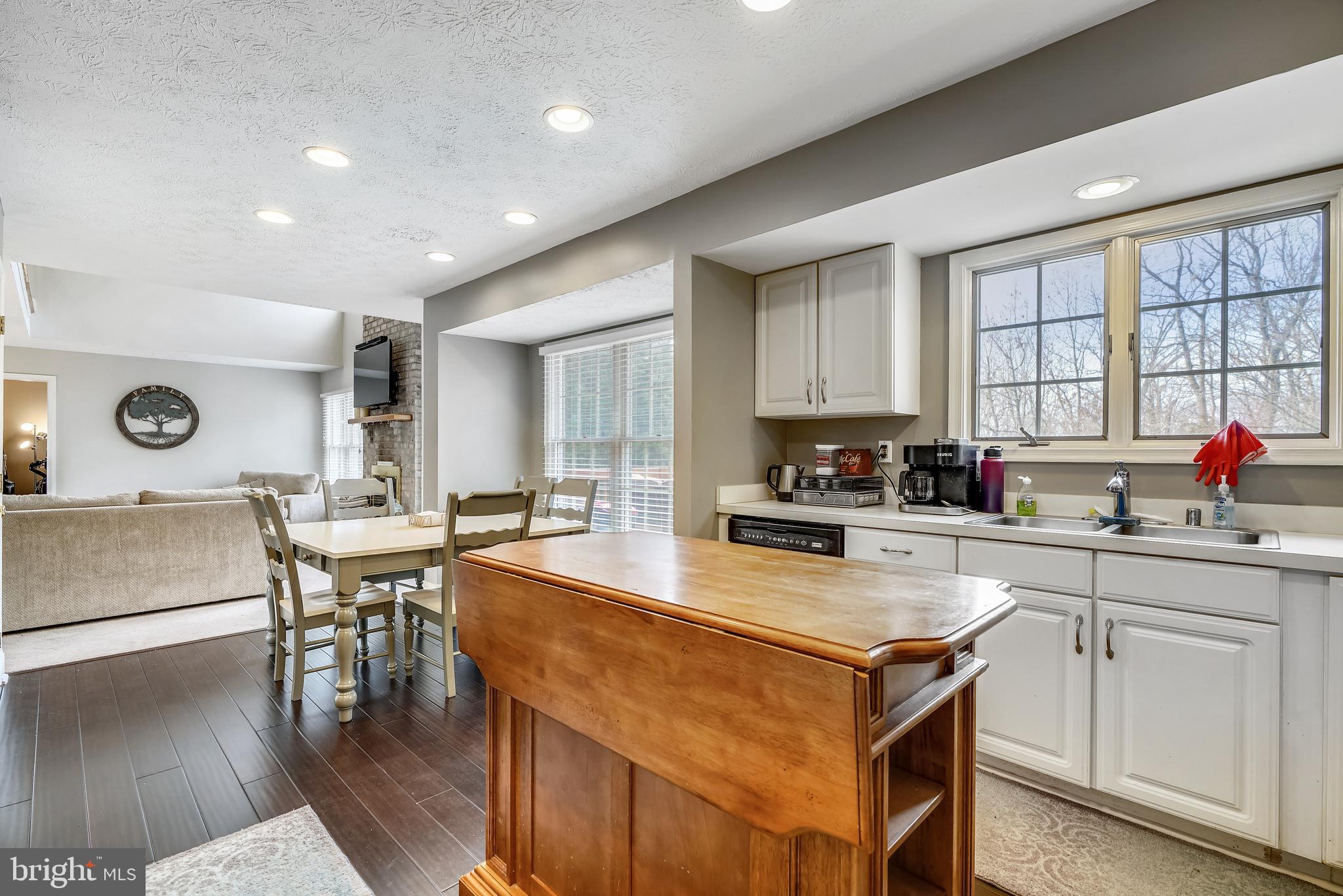 PINEY ORCHARD - Residential