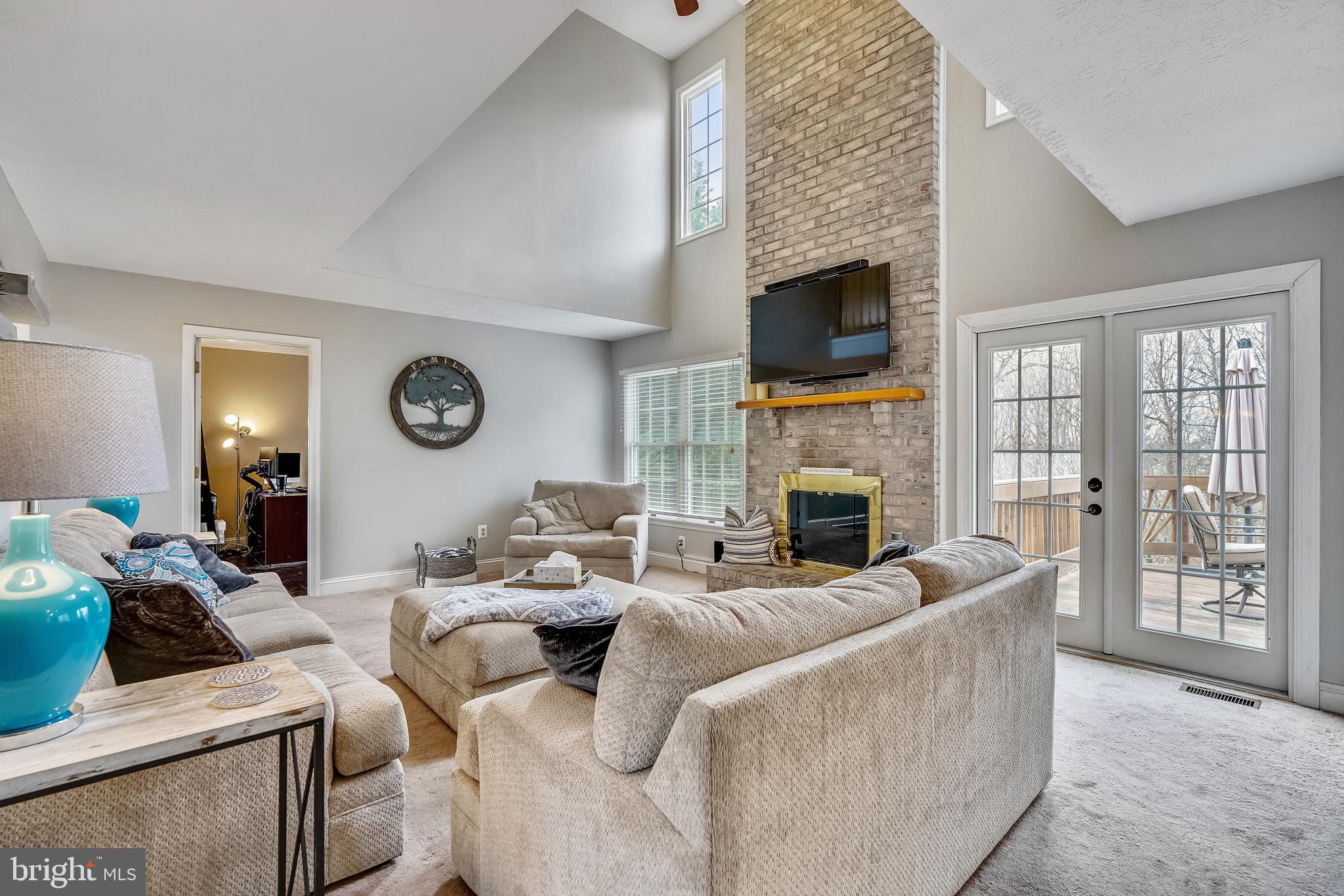 PINEY ORCHARD - Residential