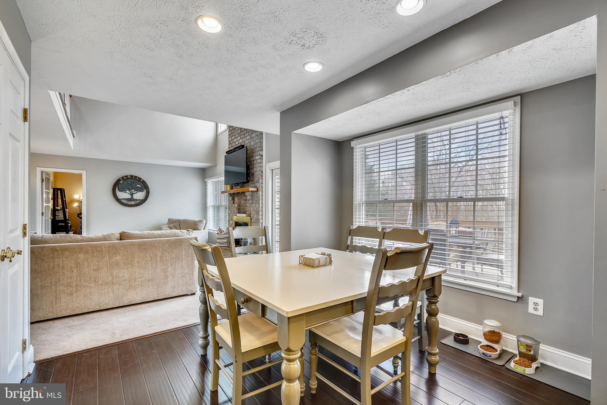 PINEY ORCHARD - Residential