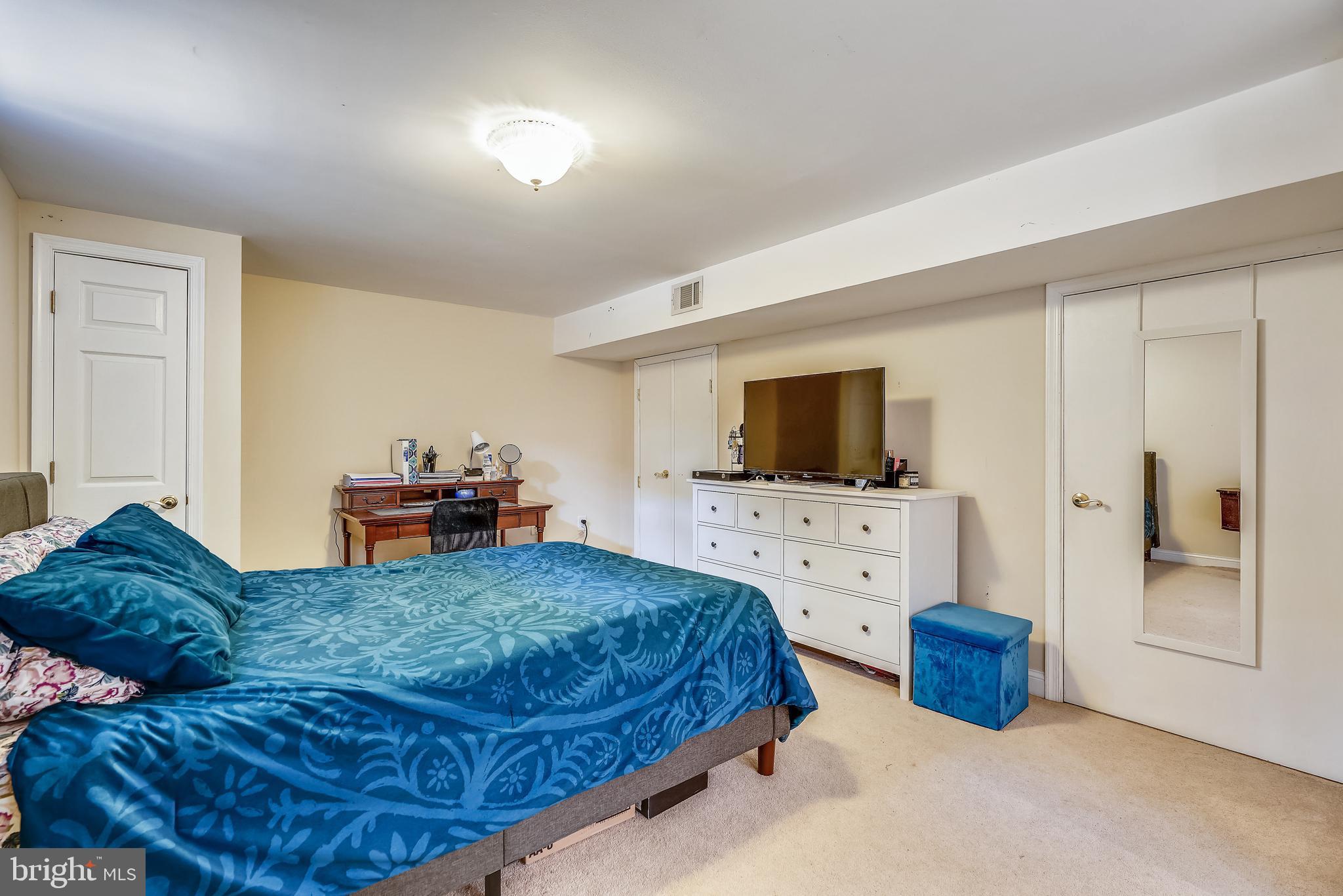 PINEY ORCHARD - Residential