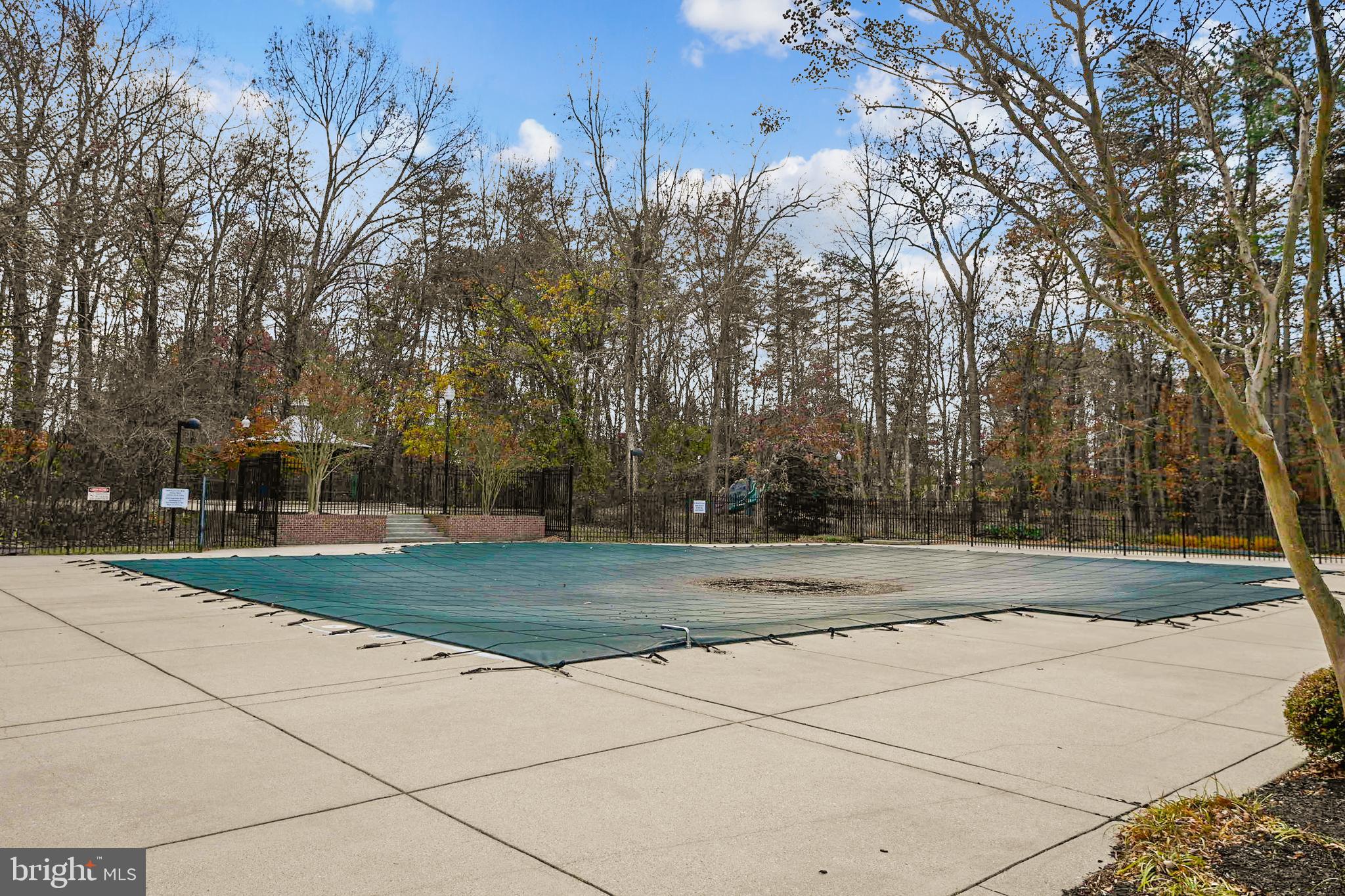 PINEY ORCHARD - Residential