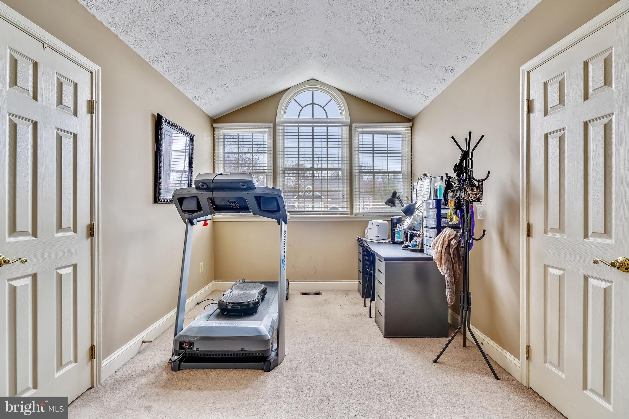 PINEY ORCHARD - Residential