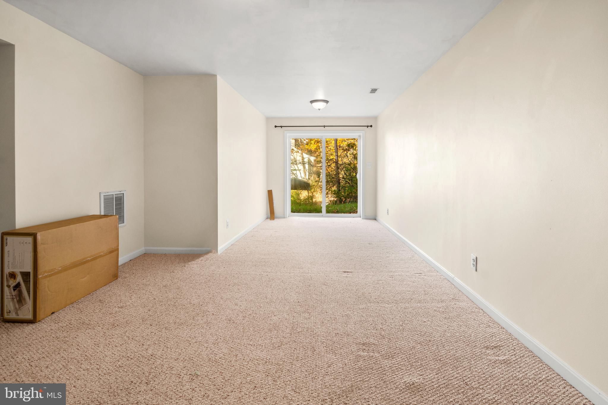 ROUSBY HALL WOODS - Residential