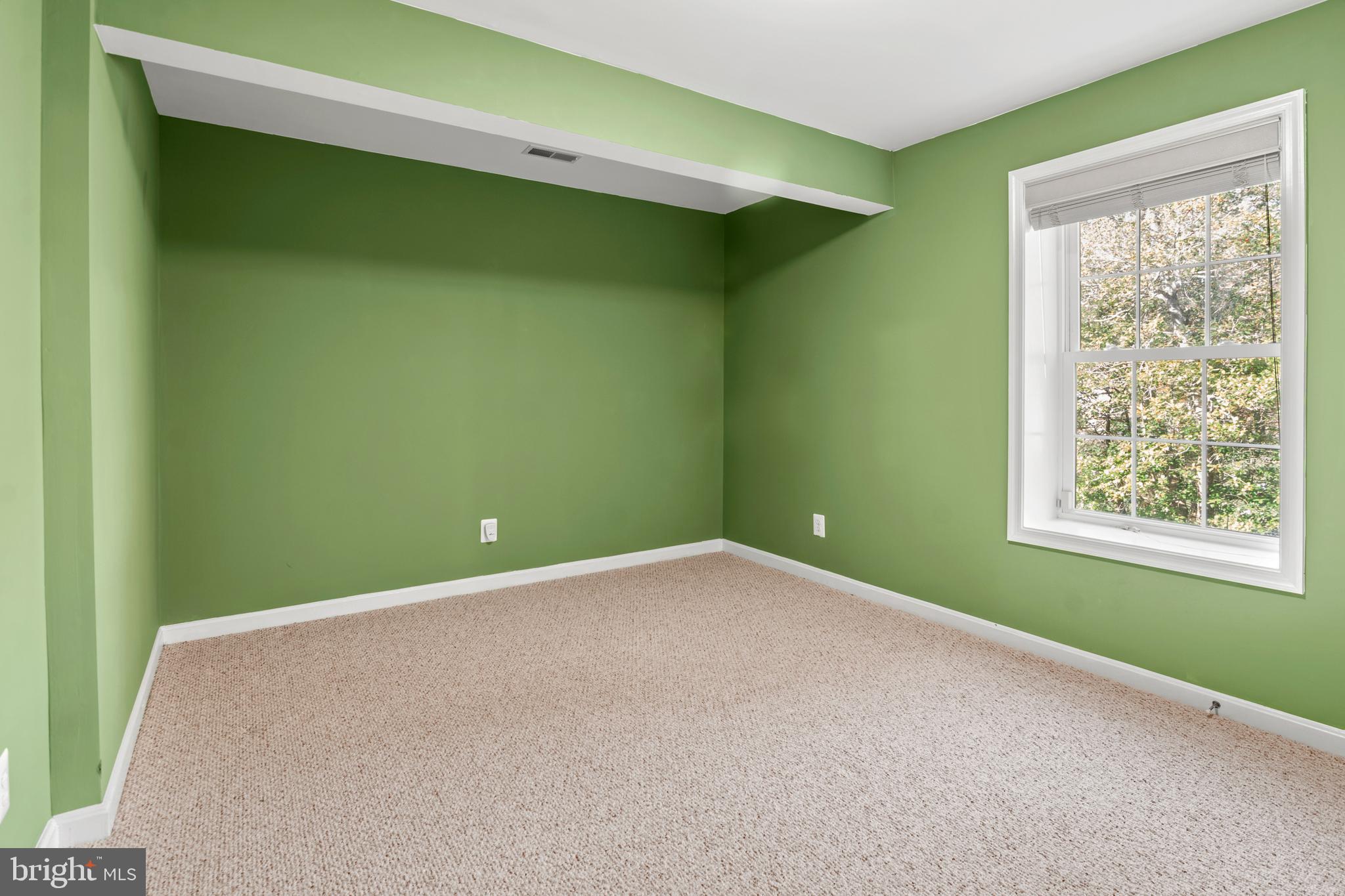 ROUSBY HALL WOODS - Residential