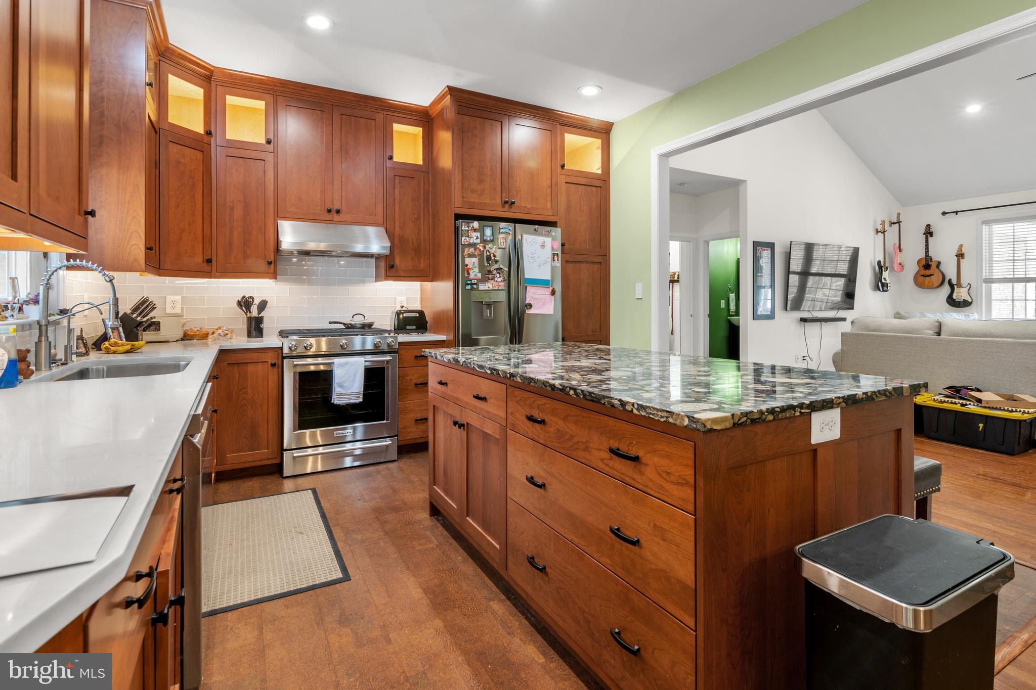 ROUSBY HALL WOODS - Residential