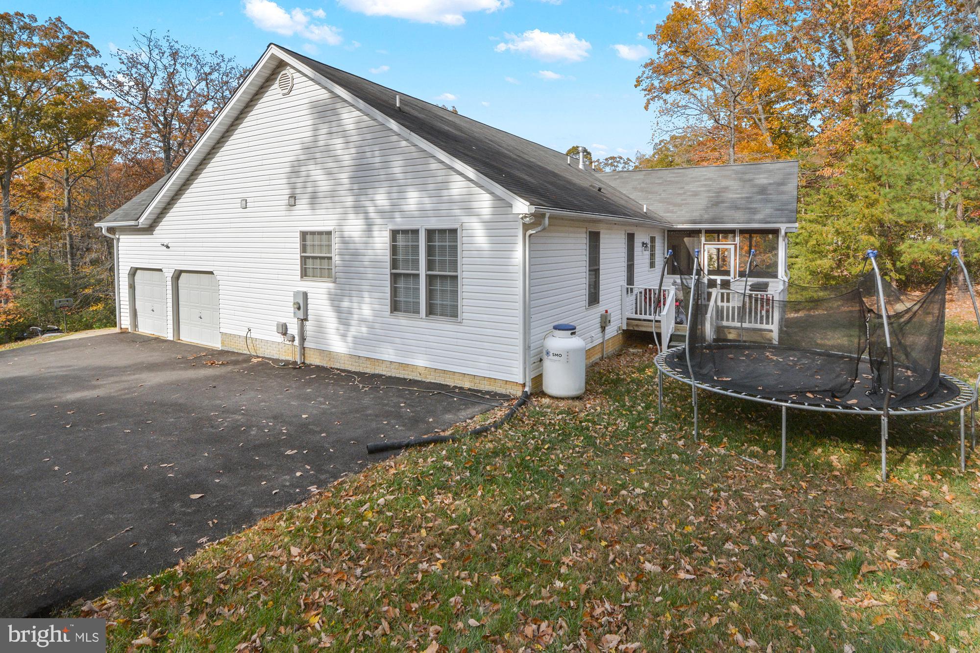 ROUSBY HALL WOODS - Residential