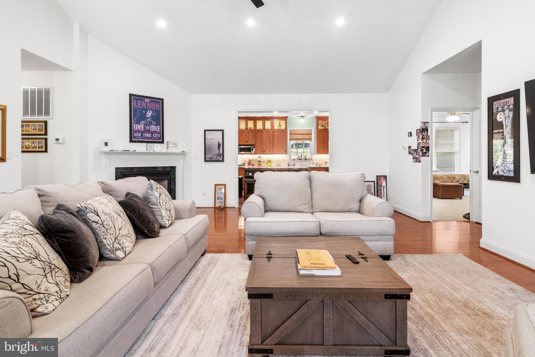 ROUSBY HALL WOODS - Residential