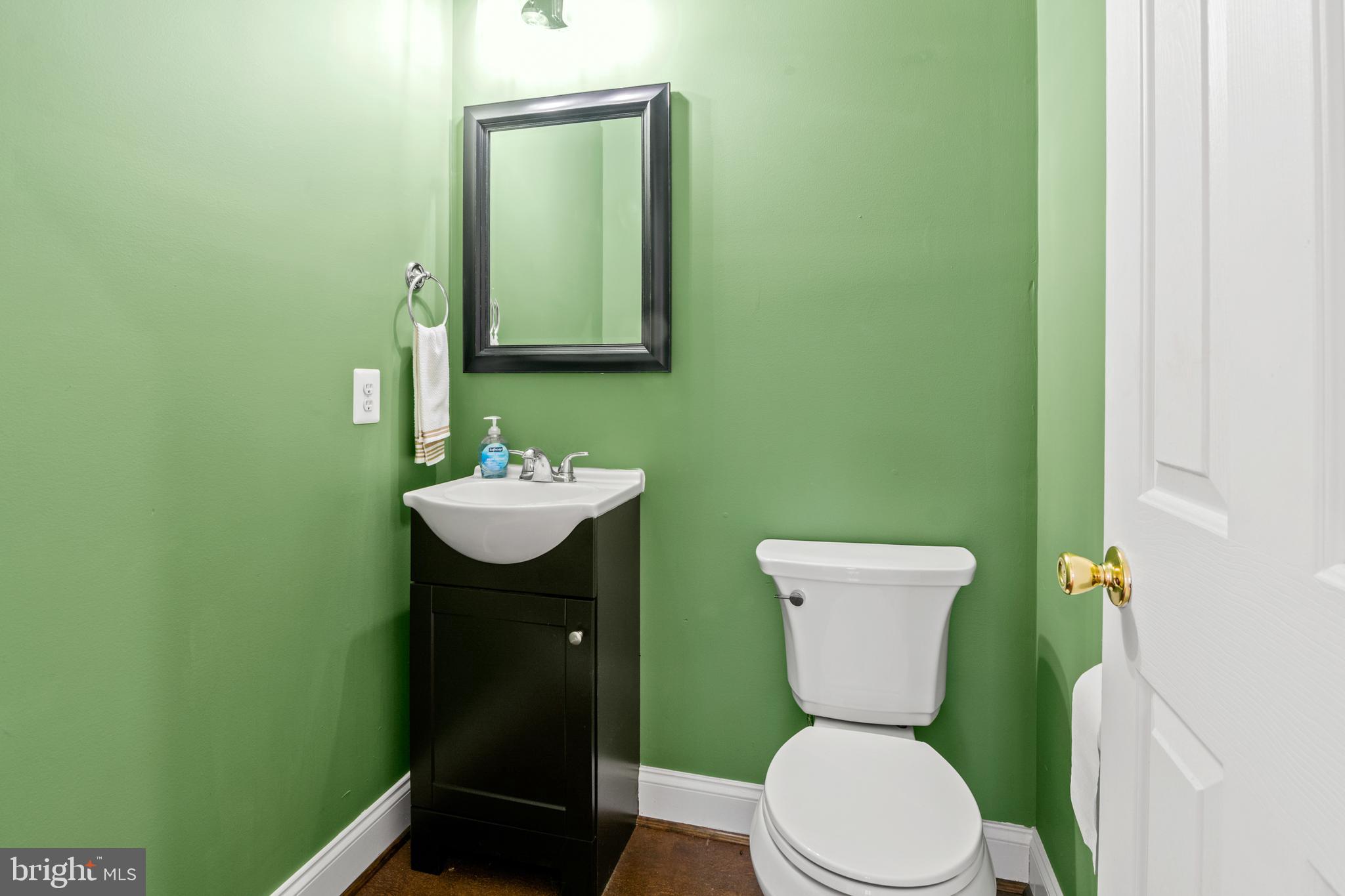 ROUSBY HALL WOODS - Residential